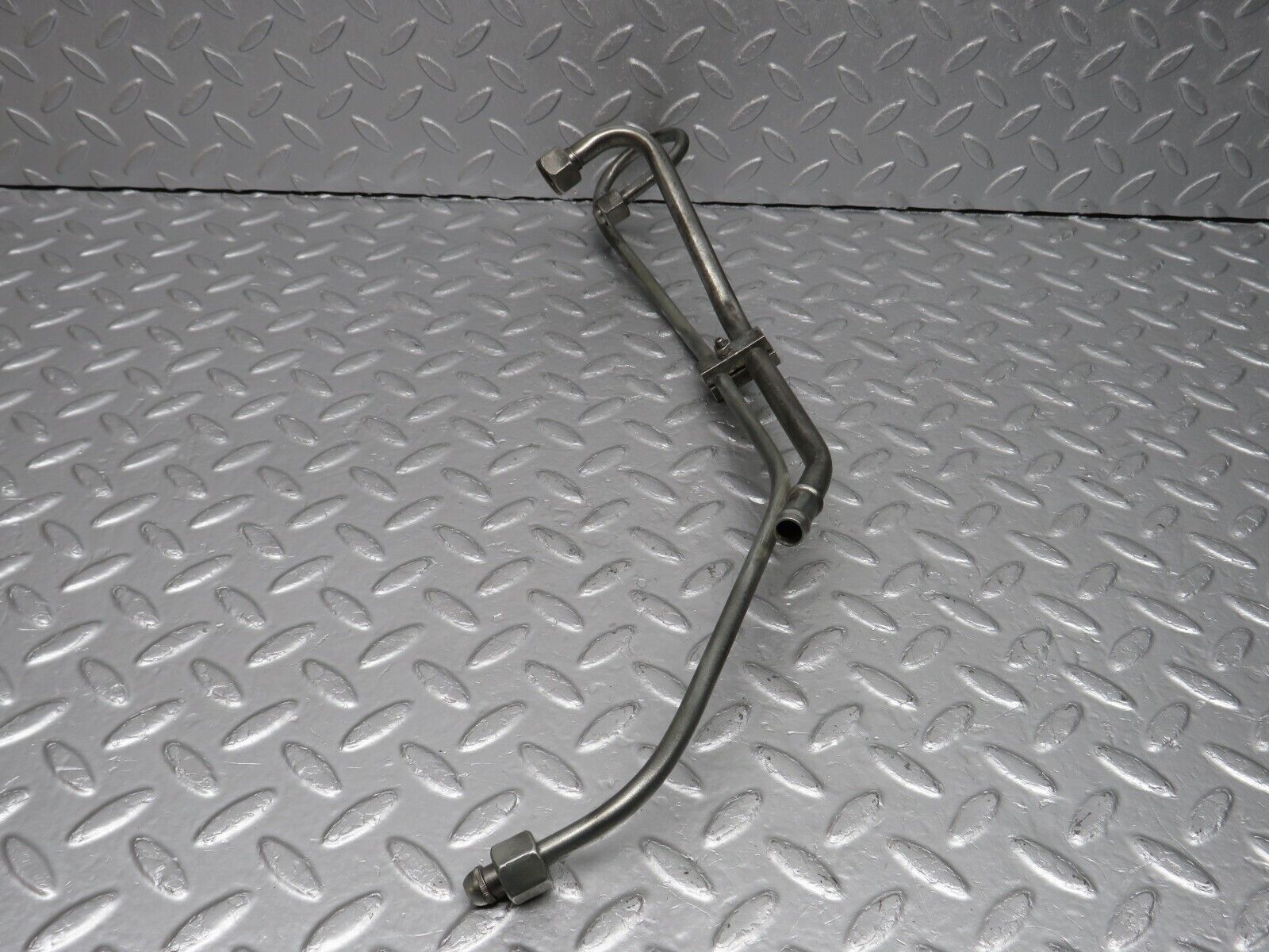 40177 Mercedes-Benz R107 350SL Oil Line Pipe