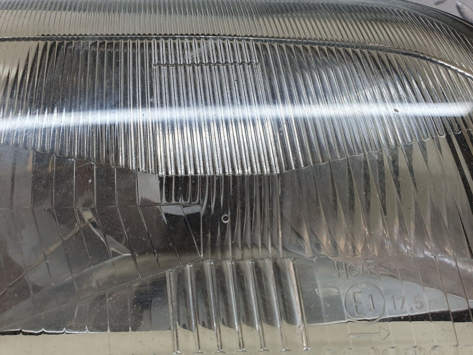 42402 Mercedes-Benz R129 320SL Coupe Headlight Bosch Right 0301090702 1305621236