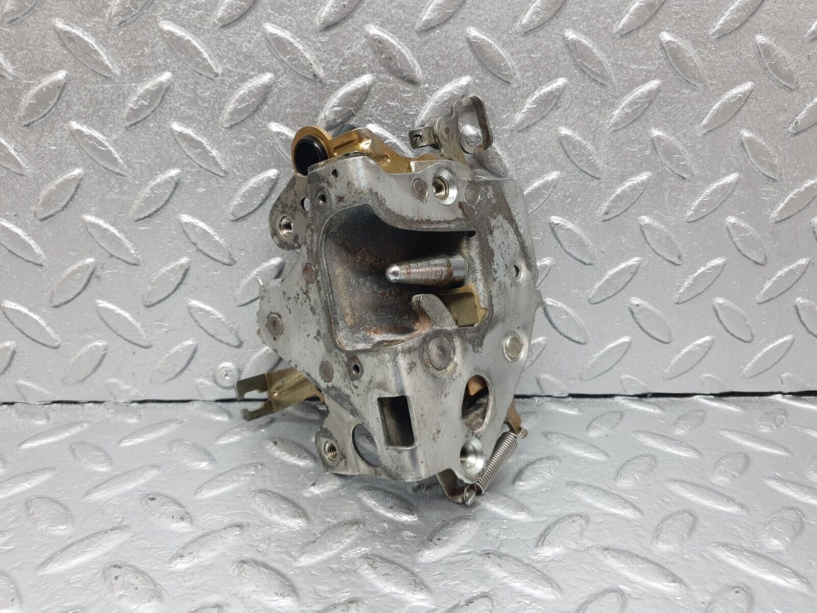 43642 Mercedes-Benz C126 380SEC Coupe Right Door Lock Mechanism