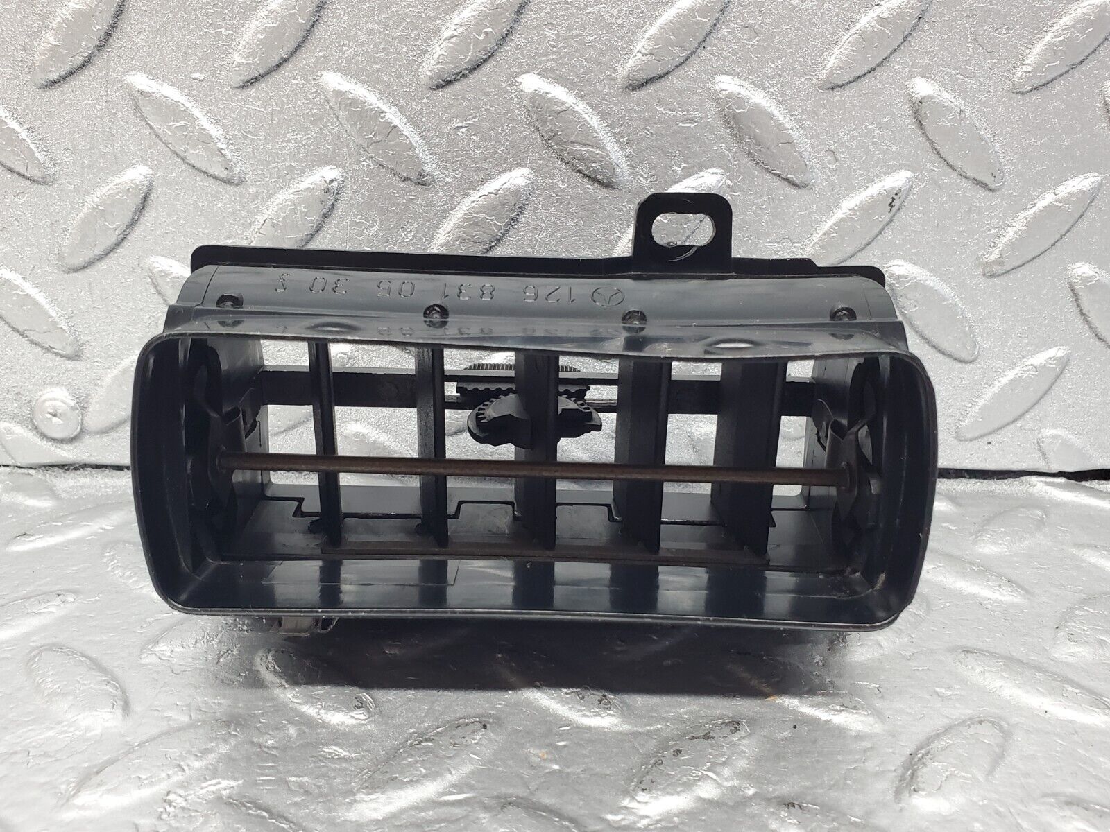 45965 Mercedes-Benz W126 420SE Dashboard Air Vent Left Side 1268310530