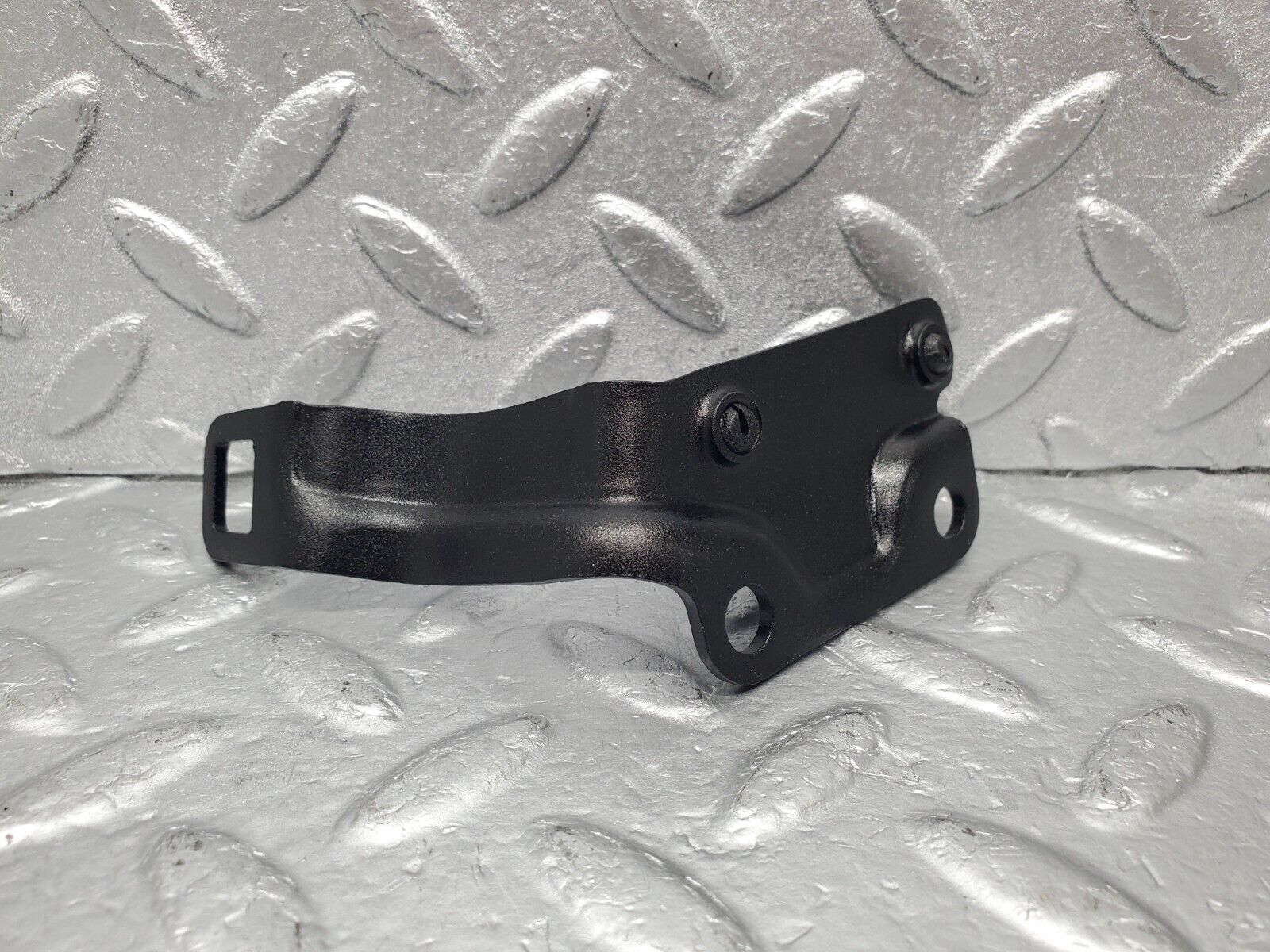 46680 Mercedes-Benz C123 280CE Coupe Ignition Coil Cable Wire Bracket