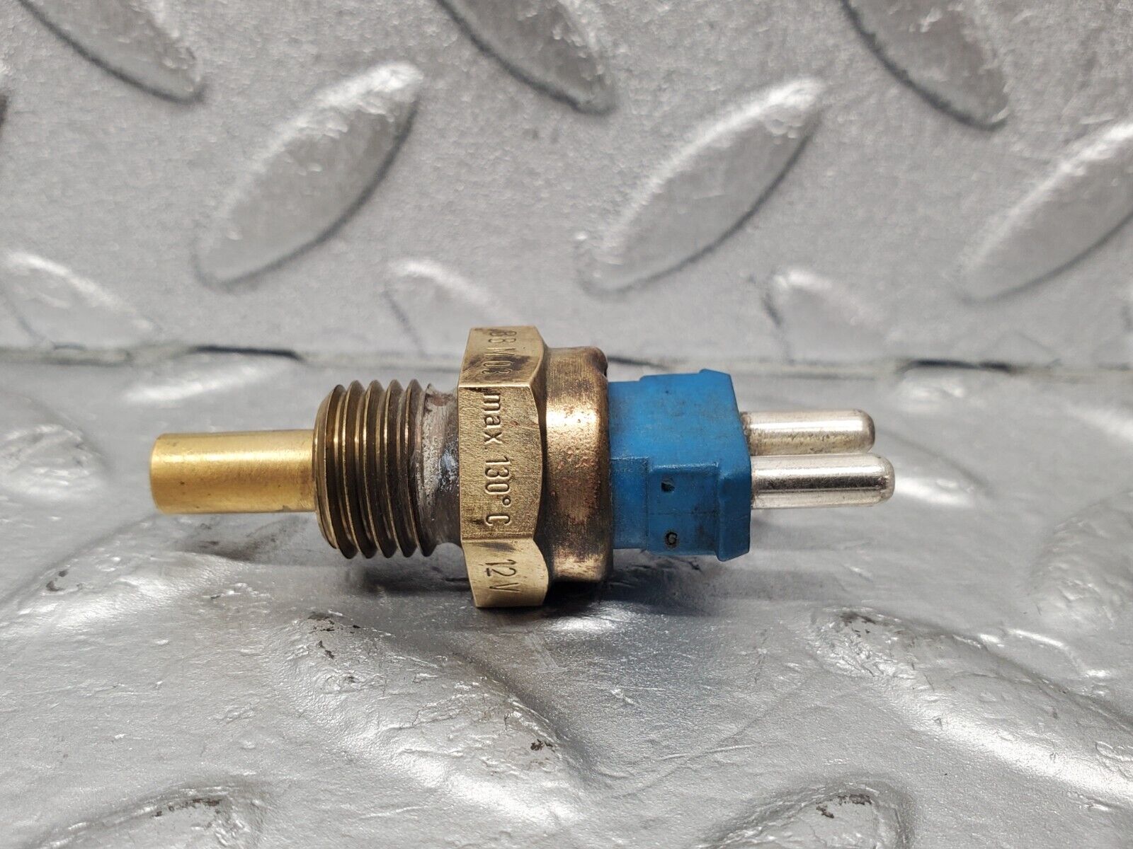 46047 Mercedes-Benz W126 420SE Coolant Temperature Sensor VDO 0085424517