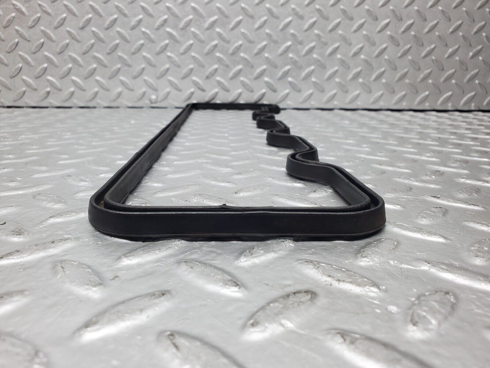 45282 Mercedes-Benz C107 350SLC Coupe Valve Cover Gasket Left Side 1160160521