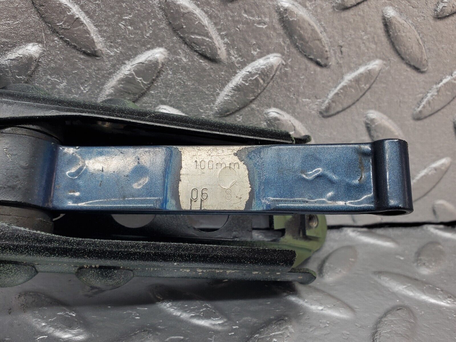 44289 Mercedes-Benz W123 280E Door Safety Check Strap