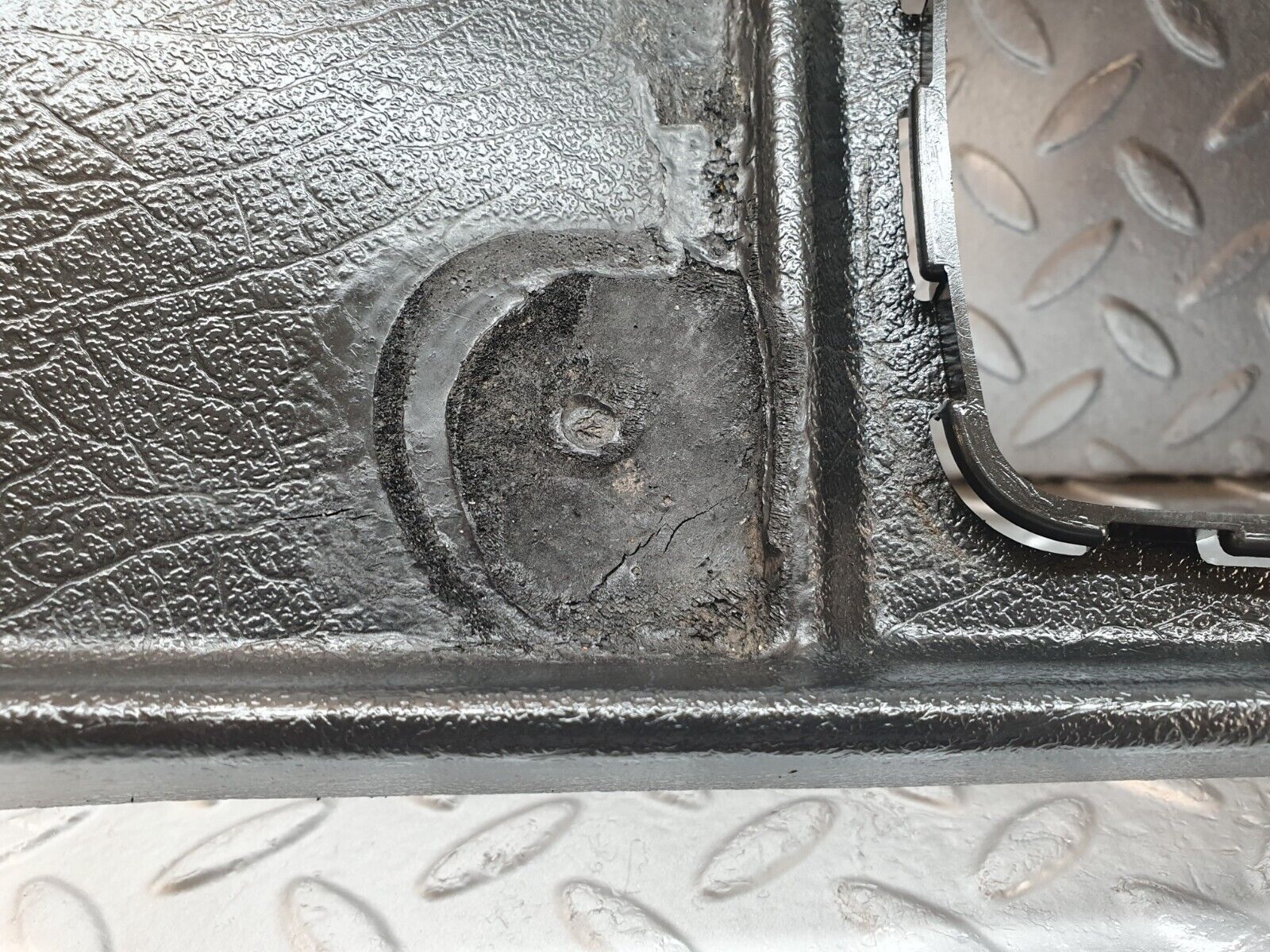 43227 Mercedes-Benz W108 280SE Centre Console Tray Black 1088410574