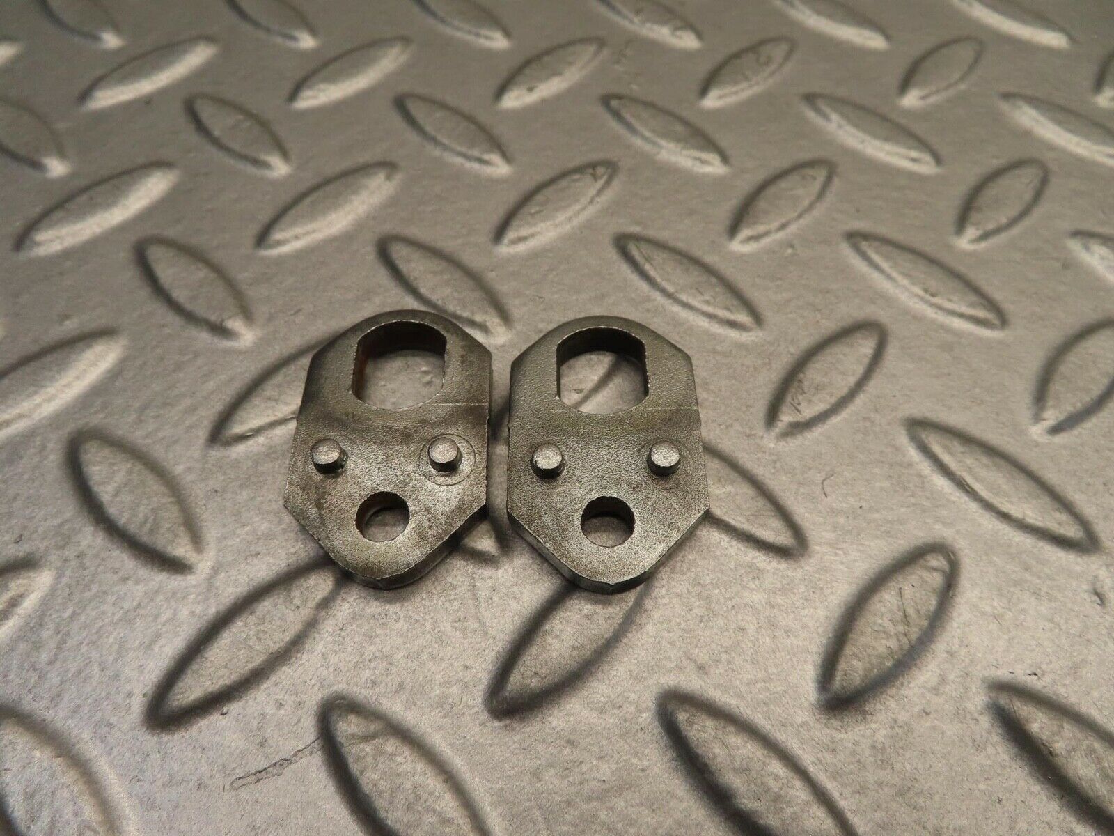 11740 Mercedes-Benz R107 450SL Fuel Injector Bracket