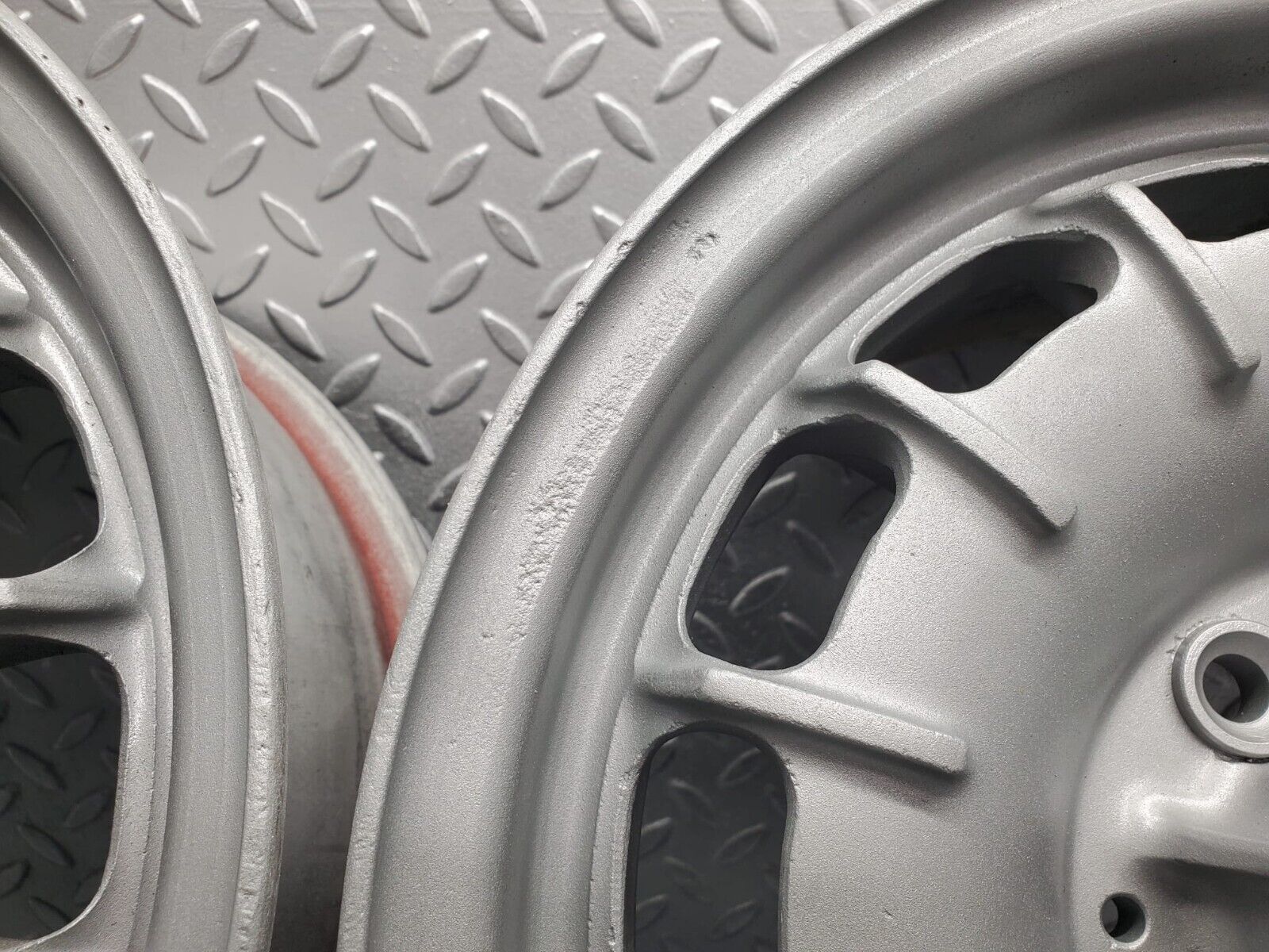 46812 Mercedes-Benz Alloy Wheel Set Mexican Hat 6Jx14H2 ET30 1084000902