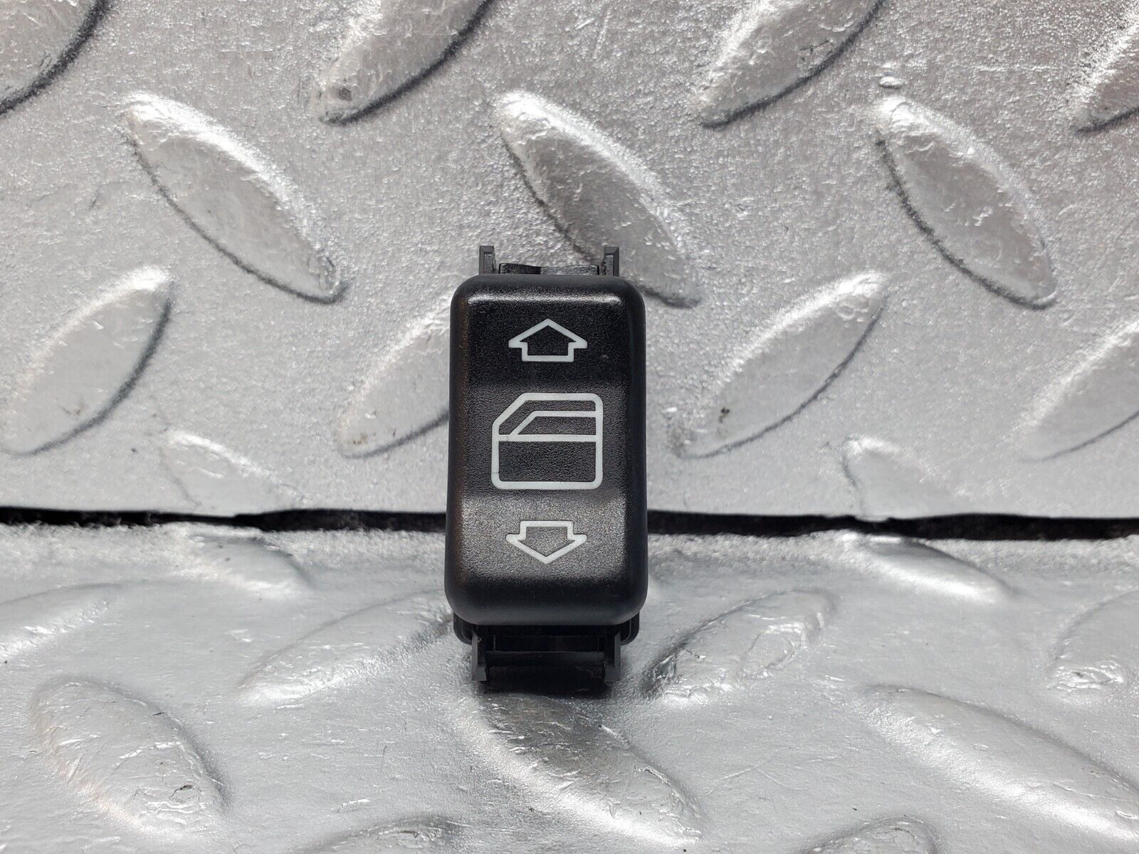 45667 Mercedes-Benz W126 420SE Electric Window Switch Left 1248204610