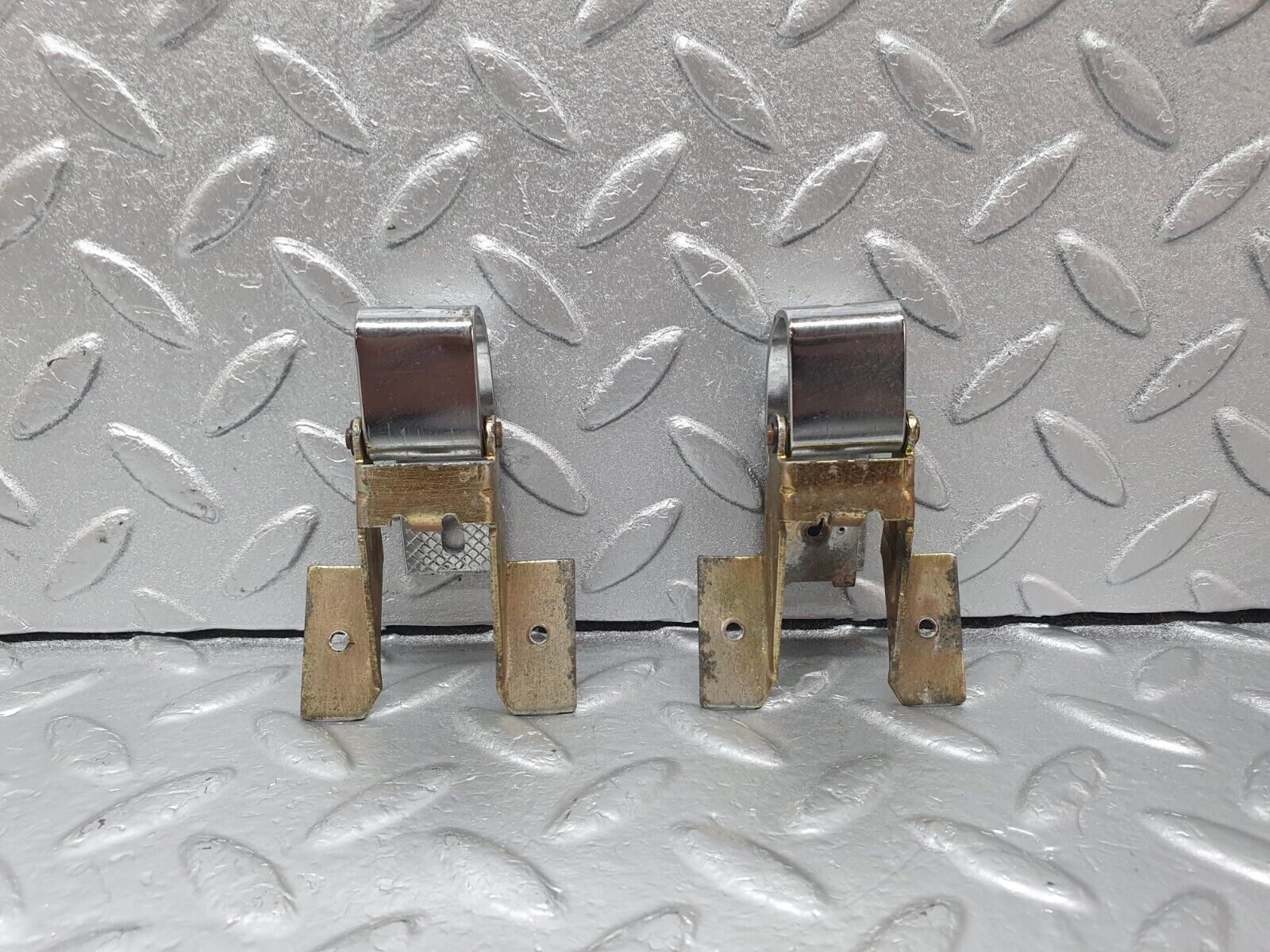 43370 Mercedes-Benz W108 280SE Glove Box Door Hinge 2X