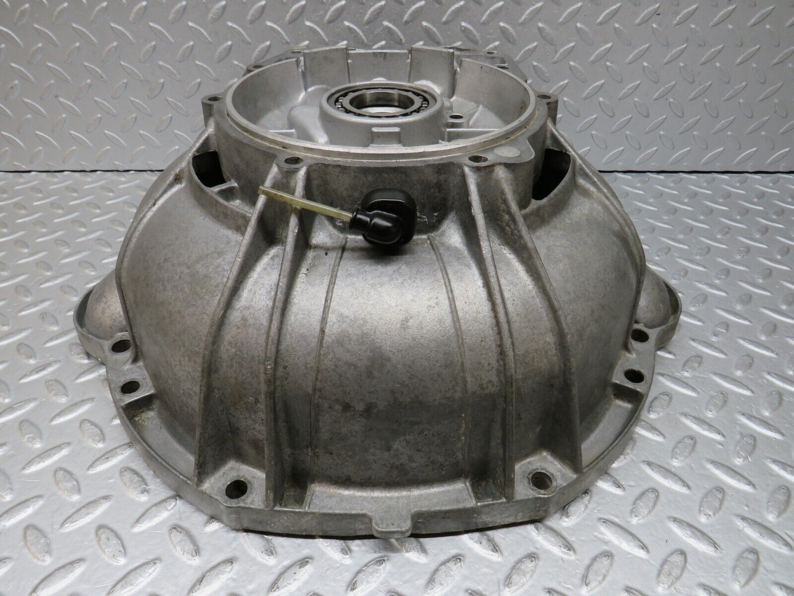 36426 Mercedes-Benz R107 450SL Automatic Gearbox Bell Housing 1092570601