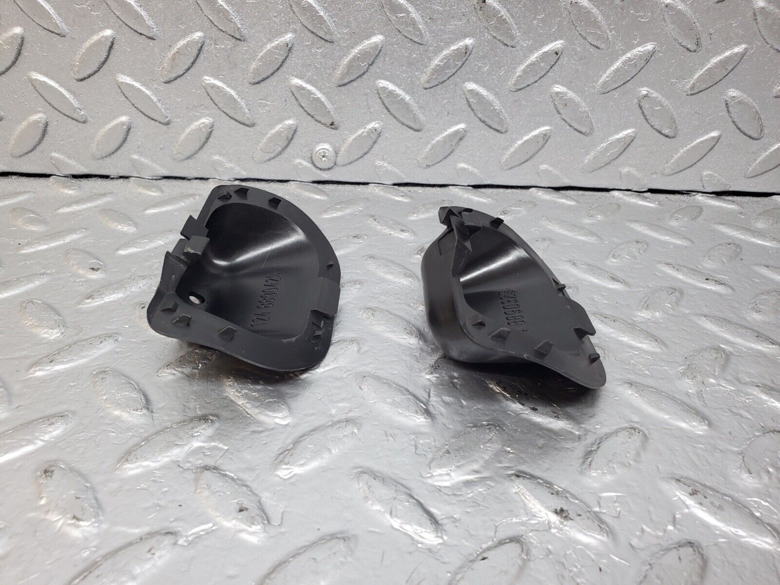 44632 Mercedes-Benz W124 220E Washer Nozzle Cover Pair 1248890325 1248830425