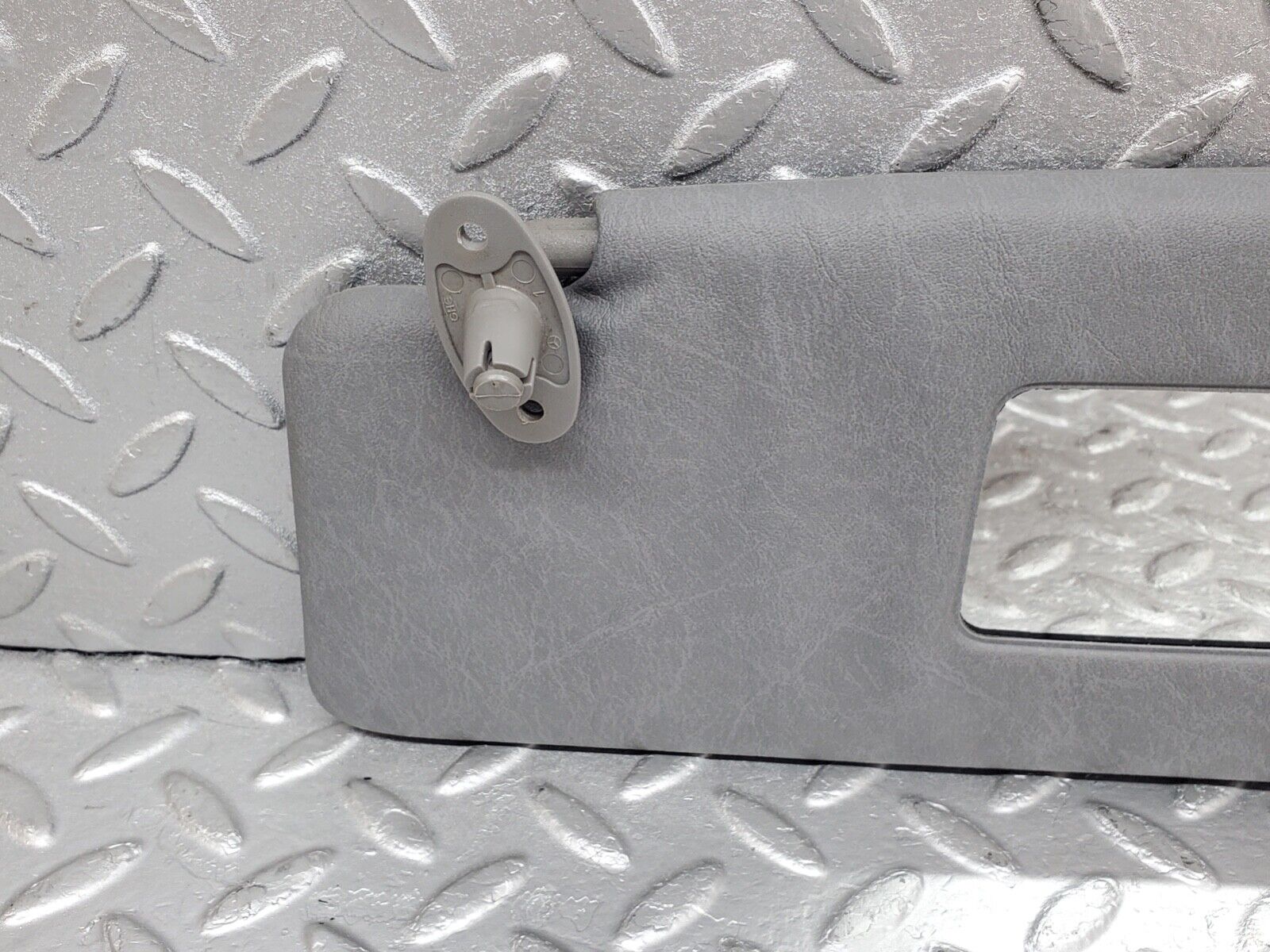 44602 Mercedes-Benz W124 220E Sun Visor Left Side Grey