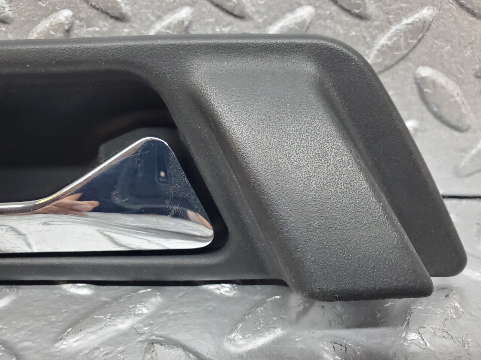 44742 Mercedes-Benz W124 220E Interior Door Handle Front Right 1247600261