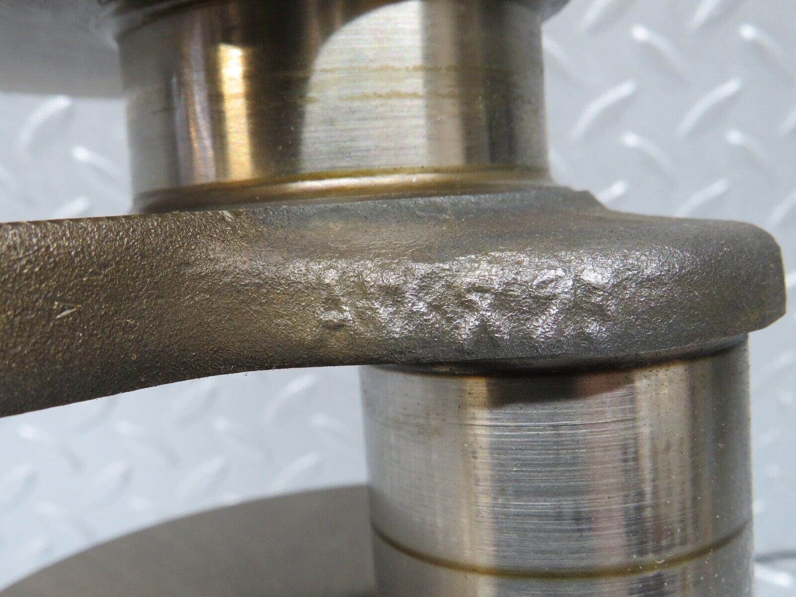 40152 Mercedes-Benz R107 350SL Crankshaft 1160311401