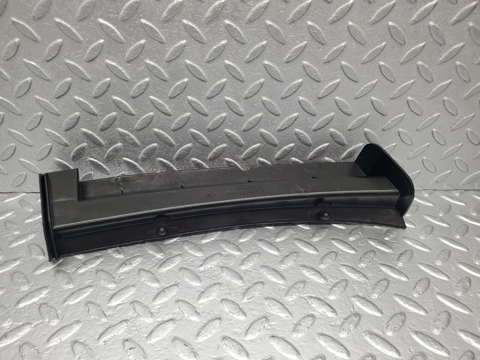 46892 Mercedes-Benz R129 320SL Coupe Windscreen Drain Channel Left Side 1298310536