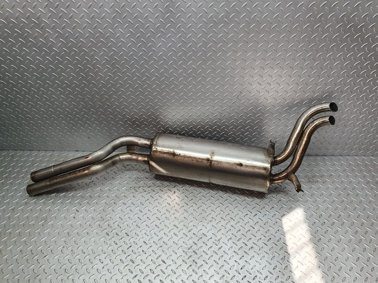 43822 Mercedes-Benz C126 380SEC Coupe Exhaust Rear Silencer