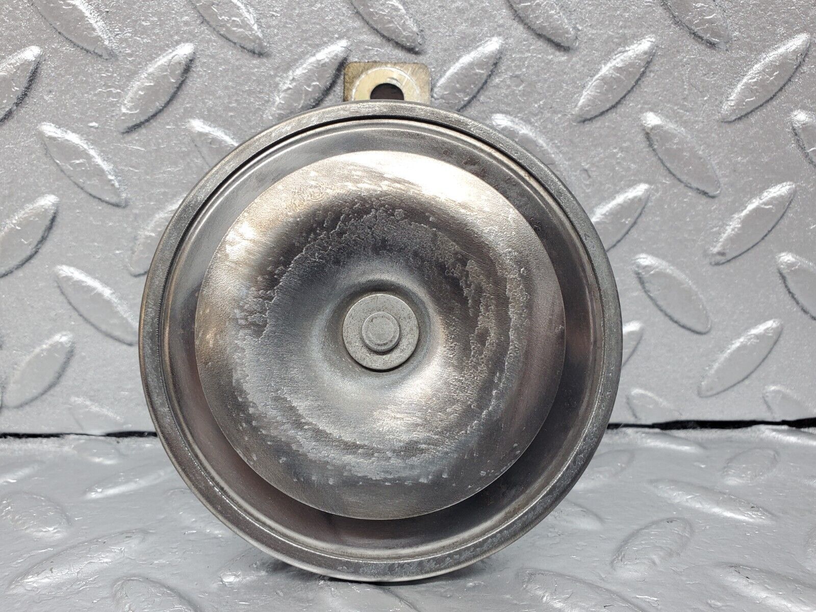 45739 Mercedes-Benz W126 420SE Horn HELLA 002952