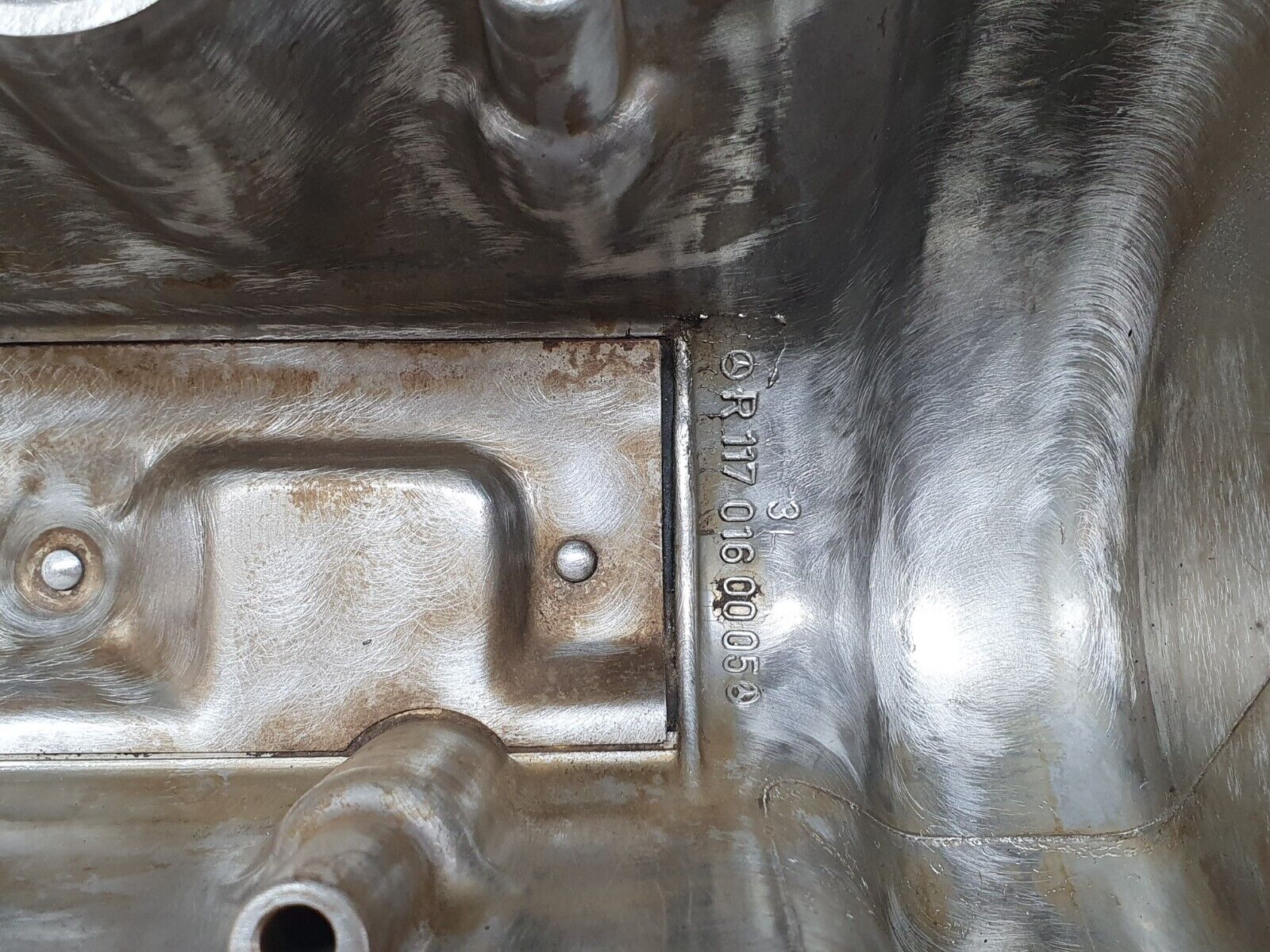 43735 Mercedes-Benz C126 380SEC Coupe Cylinder Head Cover Left 1170160005