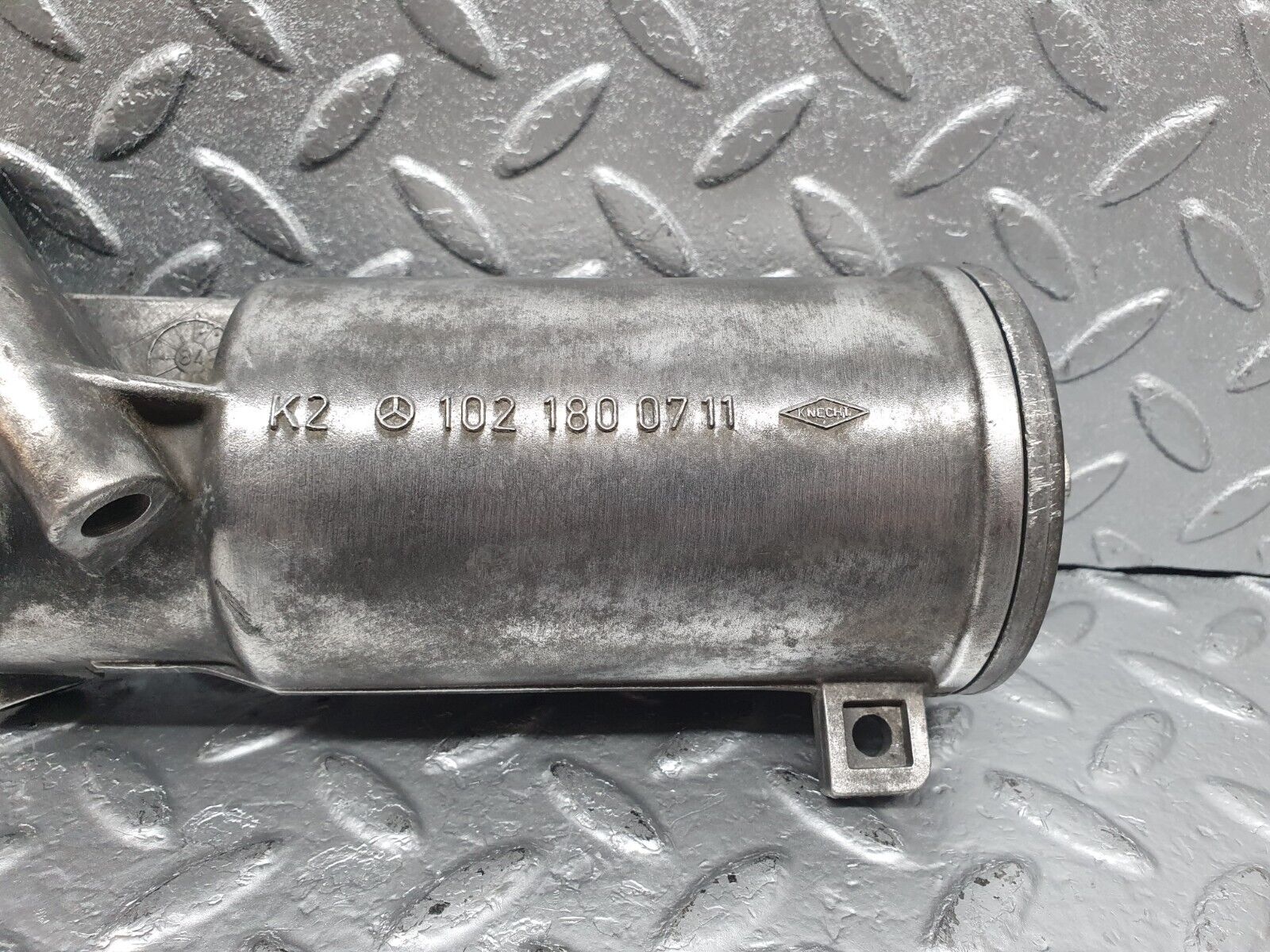 44008 Mercedes-Benz C123 230CE Coupe Oil Filter Housing 1021800711 1021840325