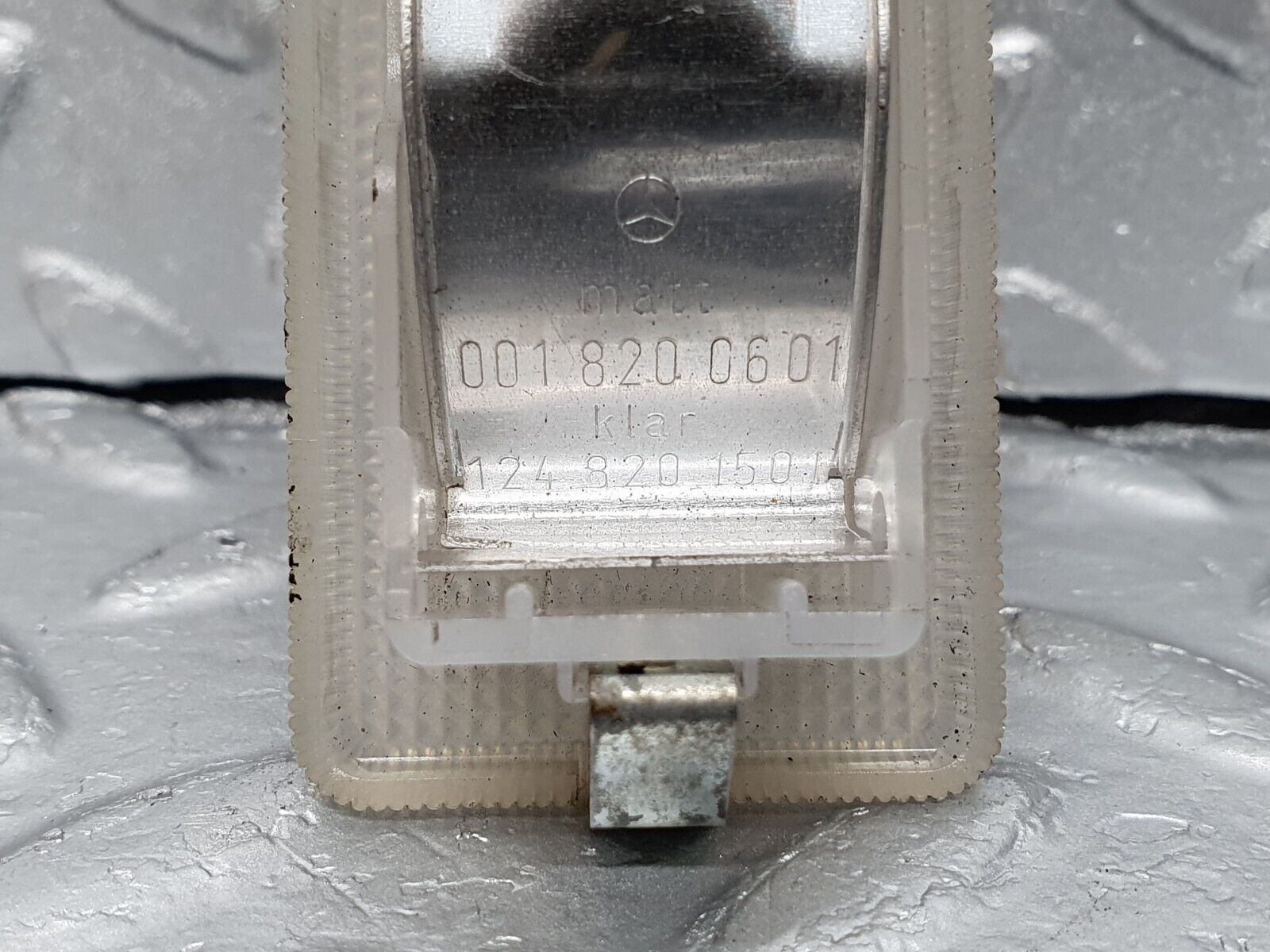 41663 Mercedes-Benz W124 200E Rear Interior Dome Light 0018200601