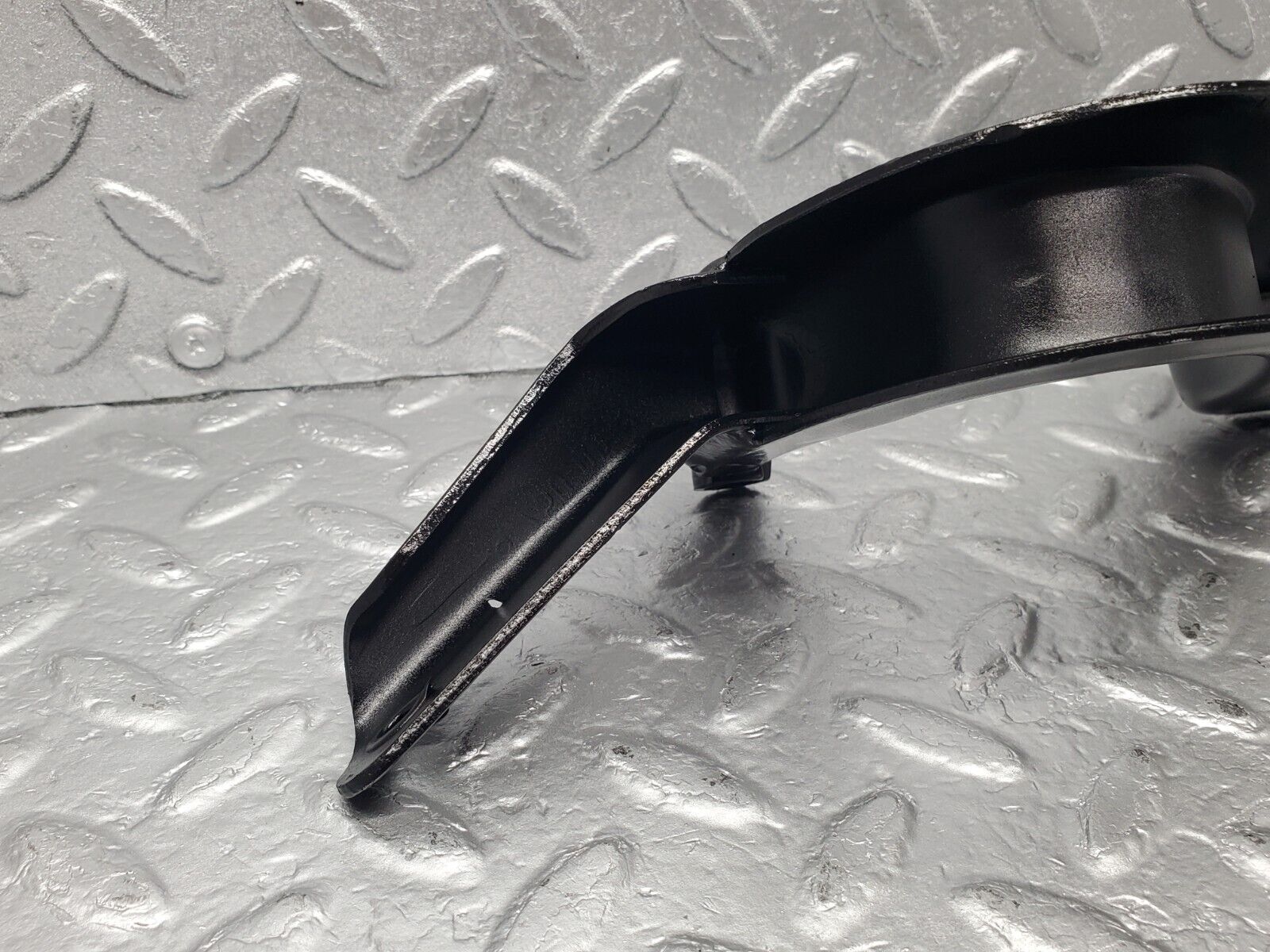 46640 Mercedes-Benz C123 280CE Coupe Trunk Lid Hinge Right Side 1237500287