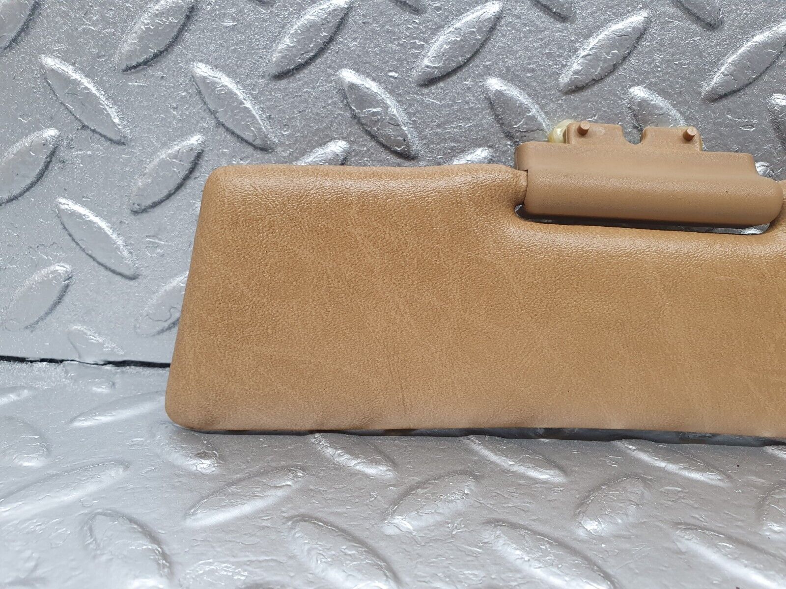 43518 Mercedes-Benz C126 380SEC Coupe Middle Sun Visor