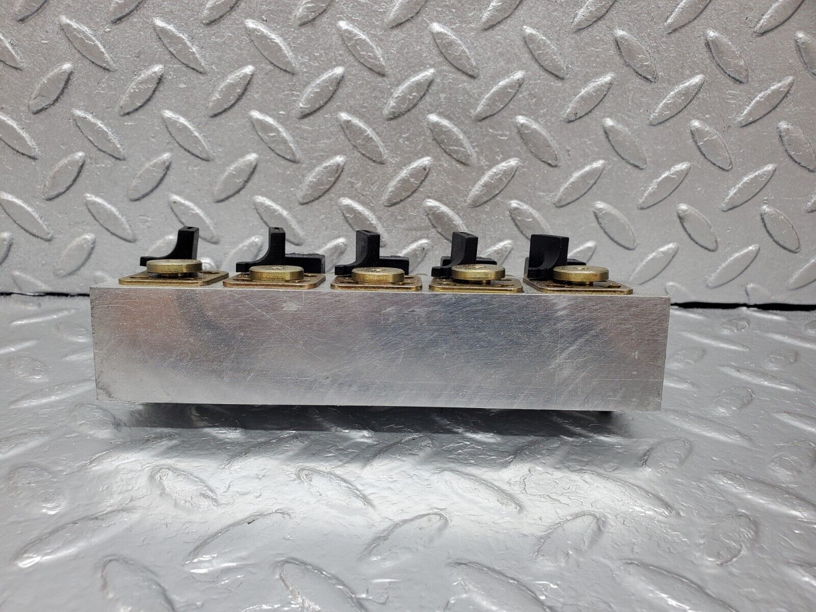 44978 Mercedes-Benz R129 300SL Coupe Roof Hydraulic Valve Right 1298001578