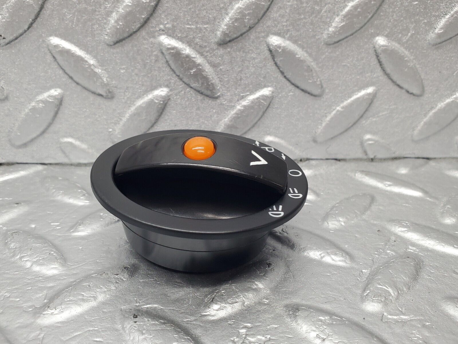 46550 Mercedes-Benz C123 280CE Coupe Headlight Switch Knob With Collar