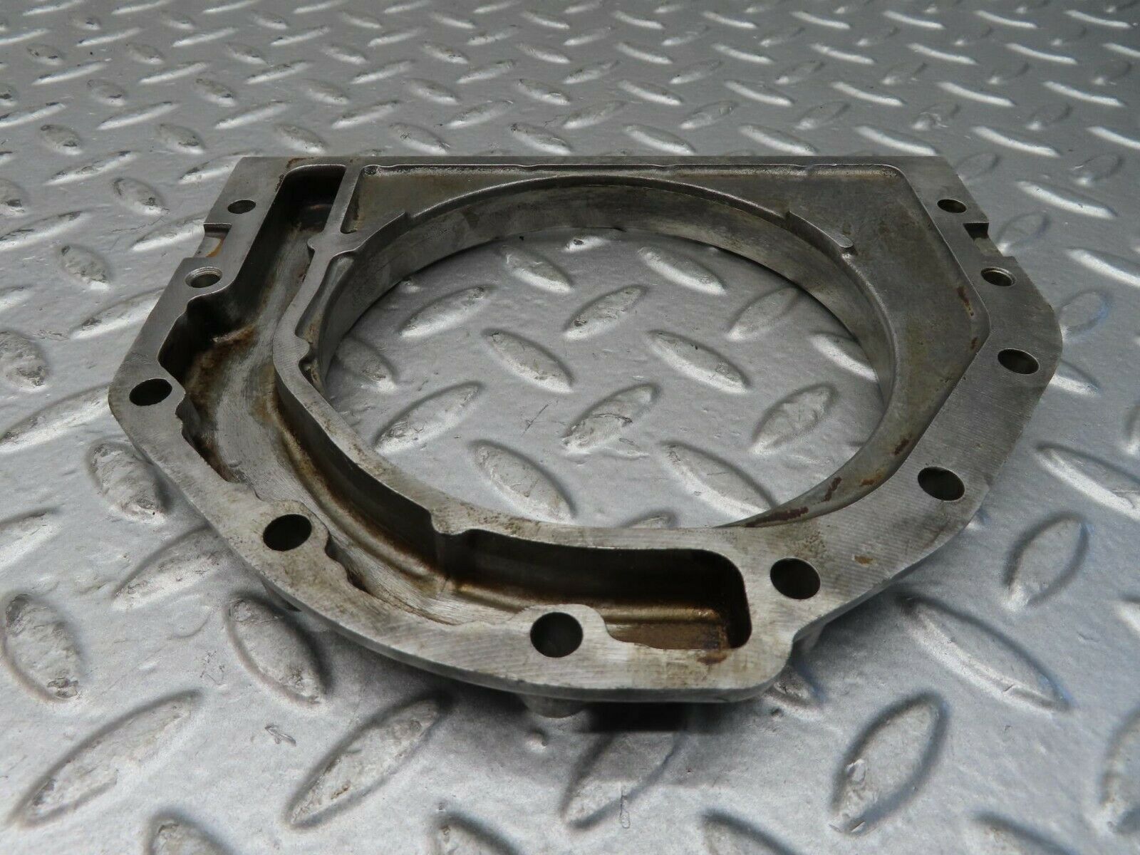 15710 Mercedes-Benz R107 450SL Crankshaft Rear Sealing Cover 1160110608