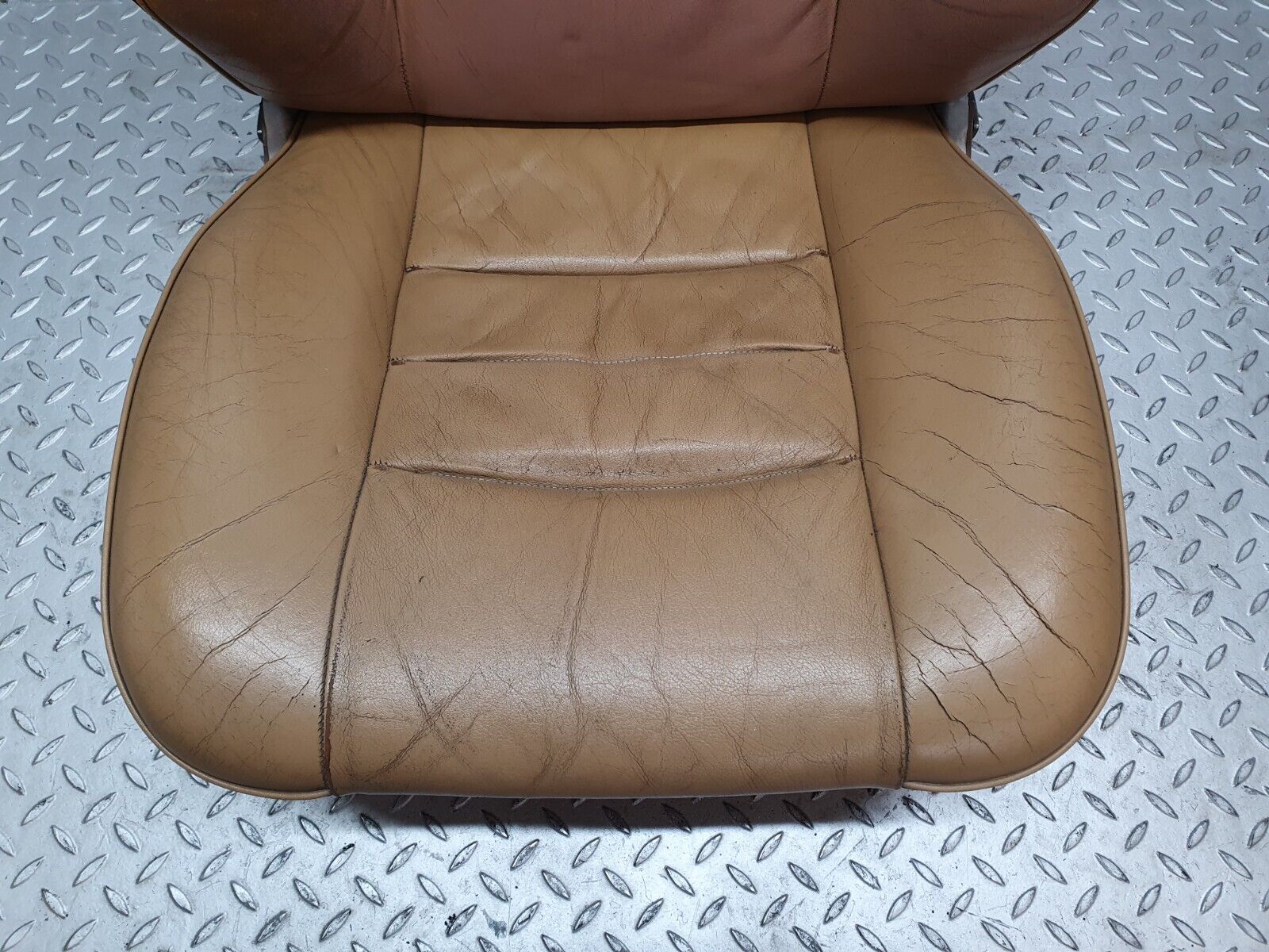 43813 Mercedes-Benz C126 380SEC Coupe Front Right Electric Passenger Seat Leather 1269101950