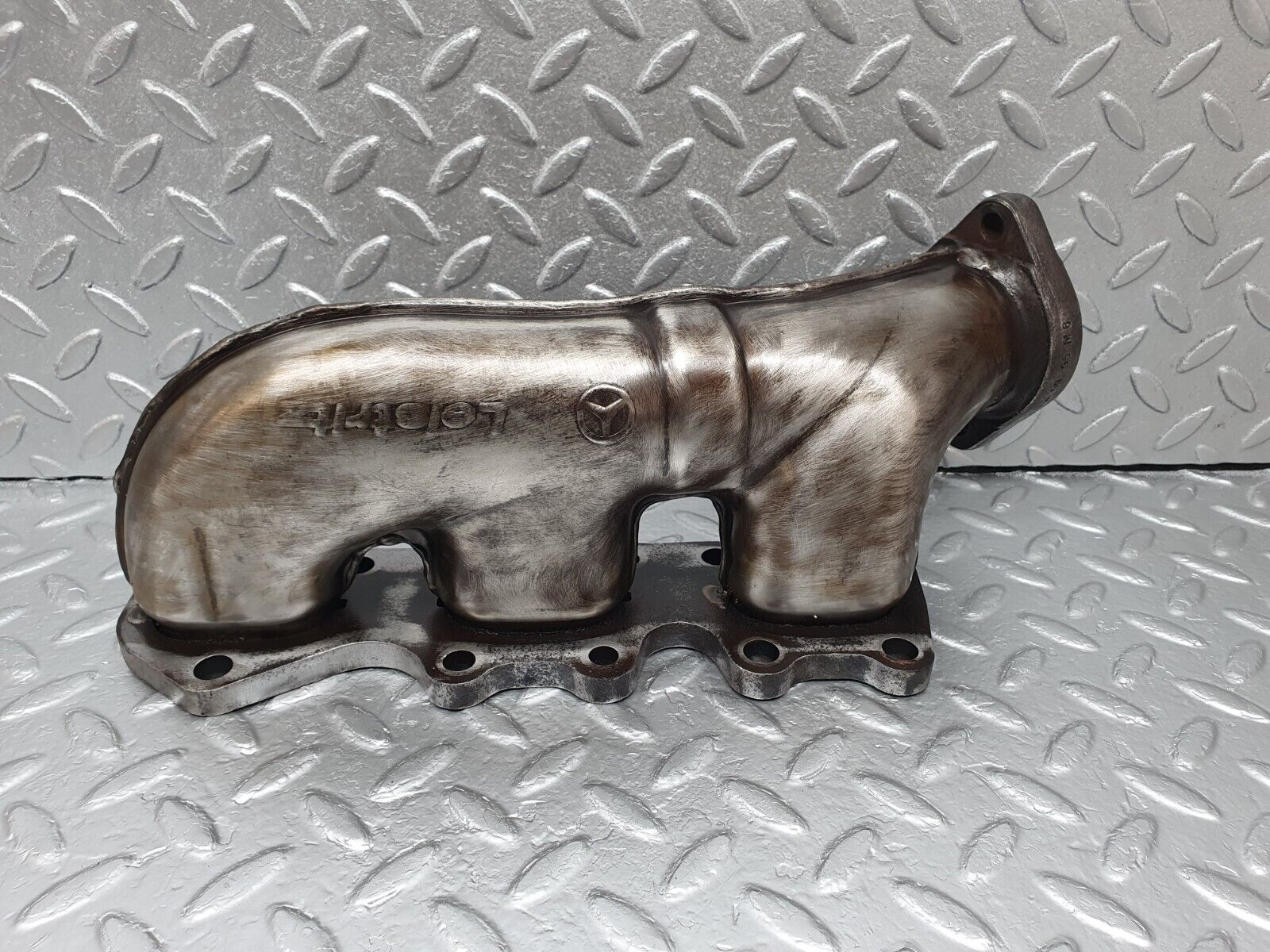 42560 Mercedes-Benz R129 320SL Coupe Exhaust Manifold Cylinder 1-3 1045995M6