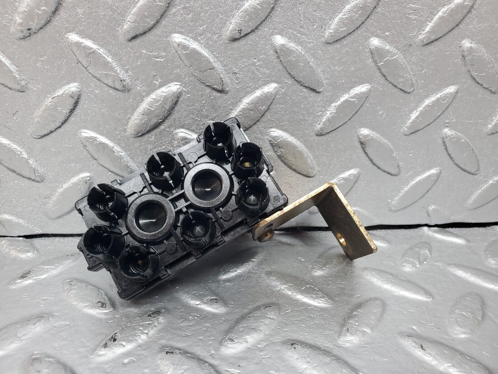 45002 Mercedes-Benz R129 300SL Coupe Vacuum Pump Distribution Unit 1298001478