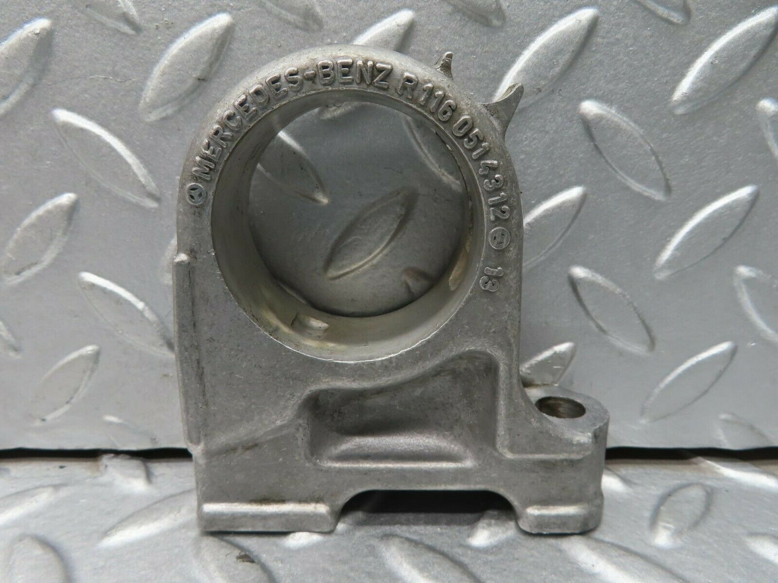 15643 Mercedes-Benz R107 450SL Camshaft Tower Bearing 1160514312