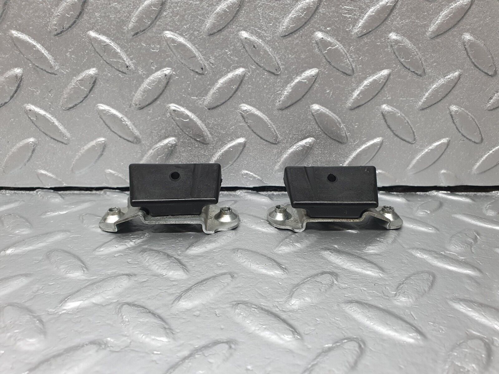 42534 Mercedes-Benz R129 320SL Coupe Trunk Boot Lid Bump Buffer