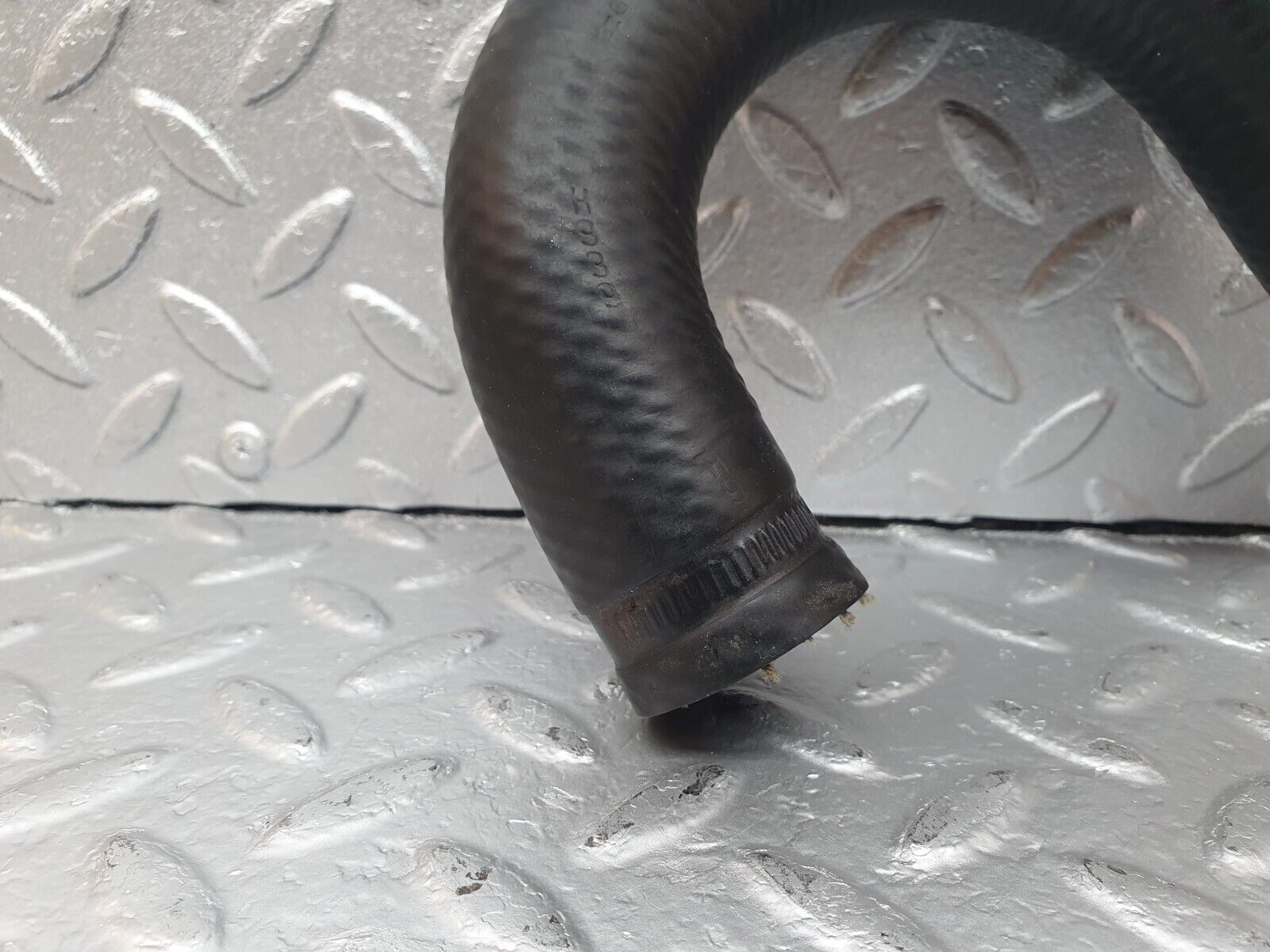 42810 Mercedes-Benz W201 190 2.0L Radiator Hose Pipe 2015012182