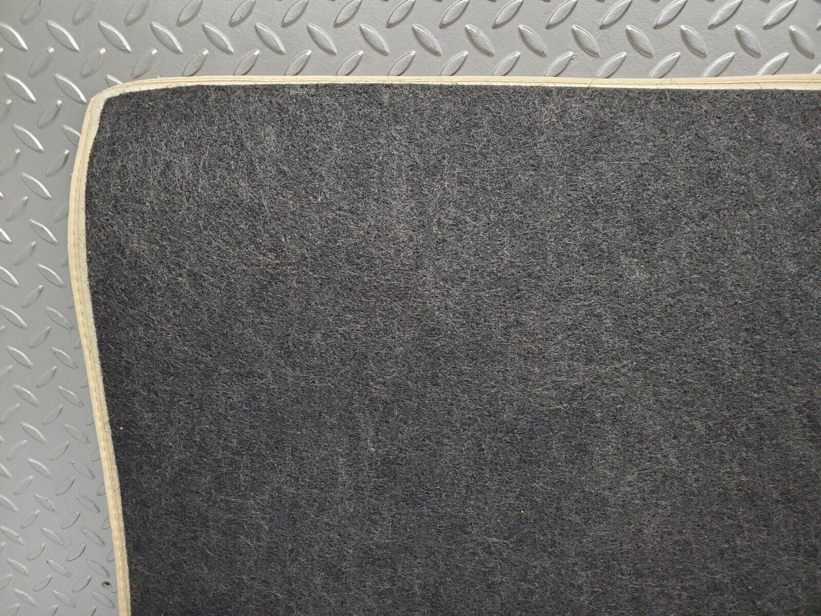 46865 Mercedes-Benz R129 320SL Coupe Trunk Boot Floor Carpet Beige 1296800242