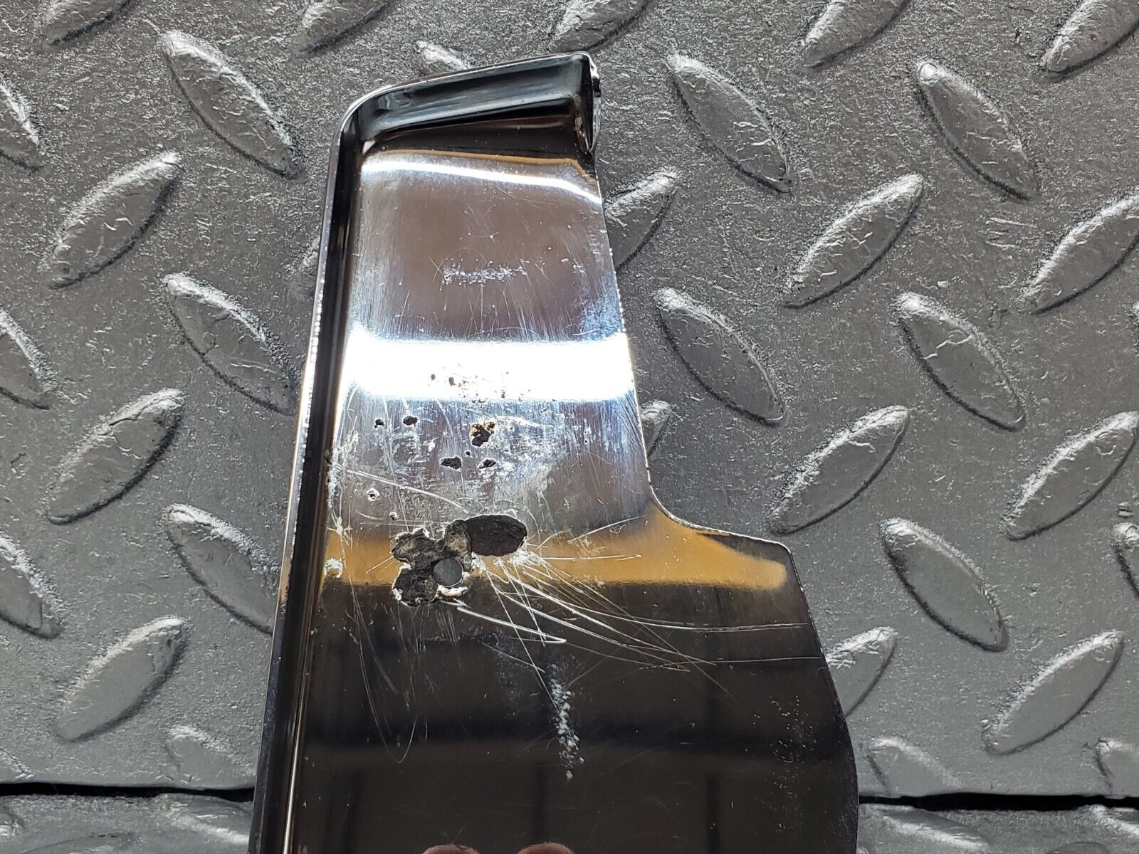 44968 Mercedes-Benz R129 300SL Coupe Left Door Chrome Cover