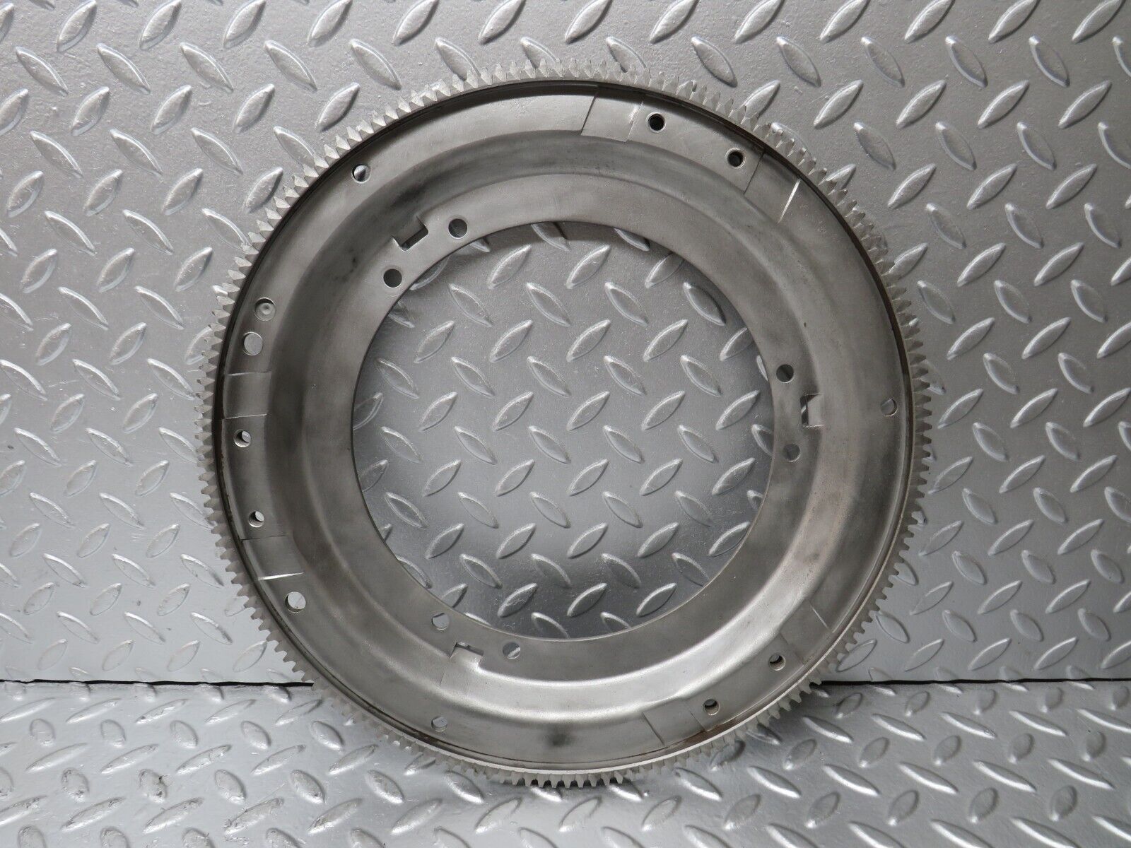 33095 Mercedes-Benz C107 R107 350 V8 Flywheel Starter Ring