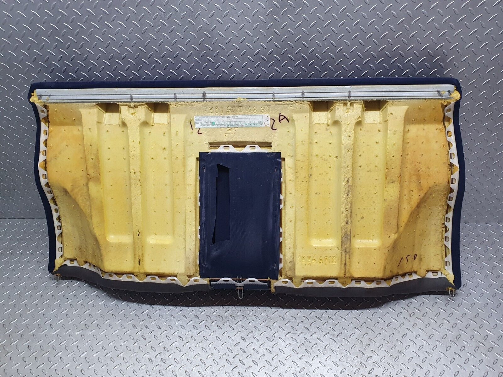 42979 Mercedes-Benz W201 190 Rear Seat Blue 2019204830