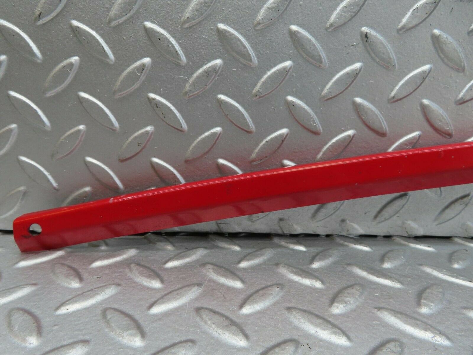 15784 Mercedes-Benz R107 450SL Front Fender Cross Bar