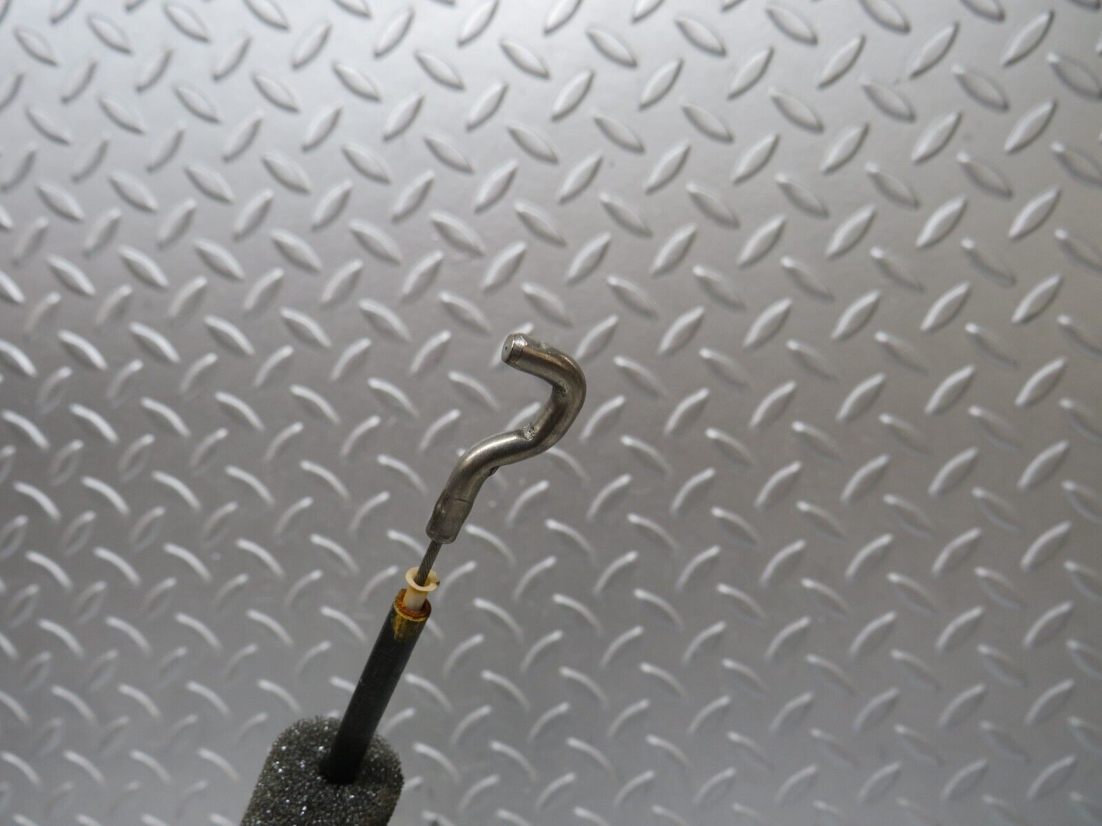 35235 Mercedes-Benz W221 Front Right Door Lock Mechanism 2217202835