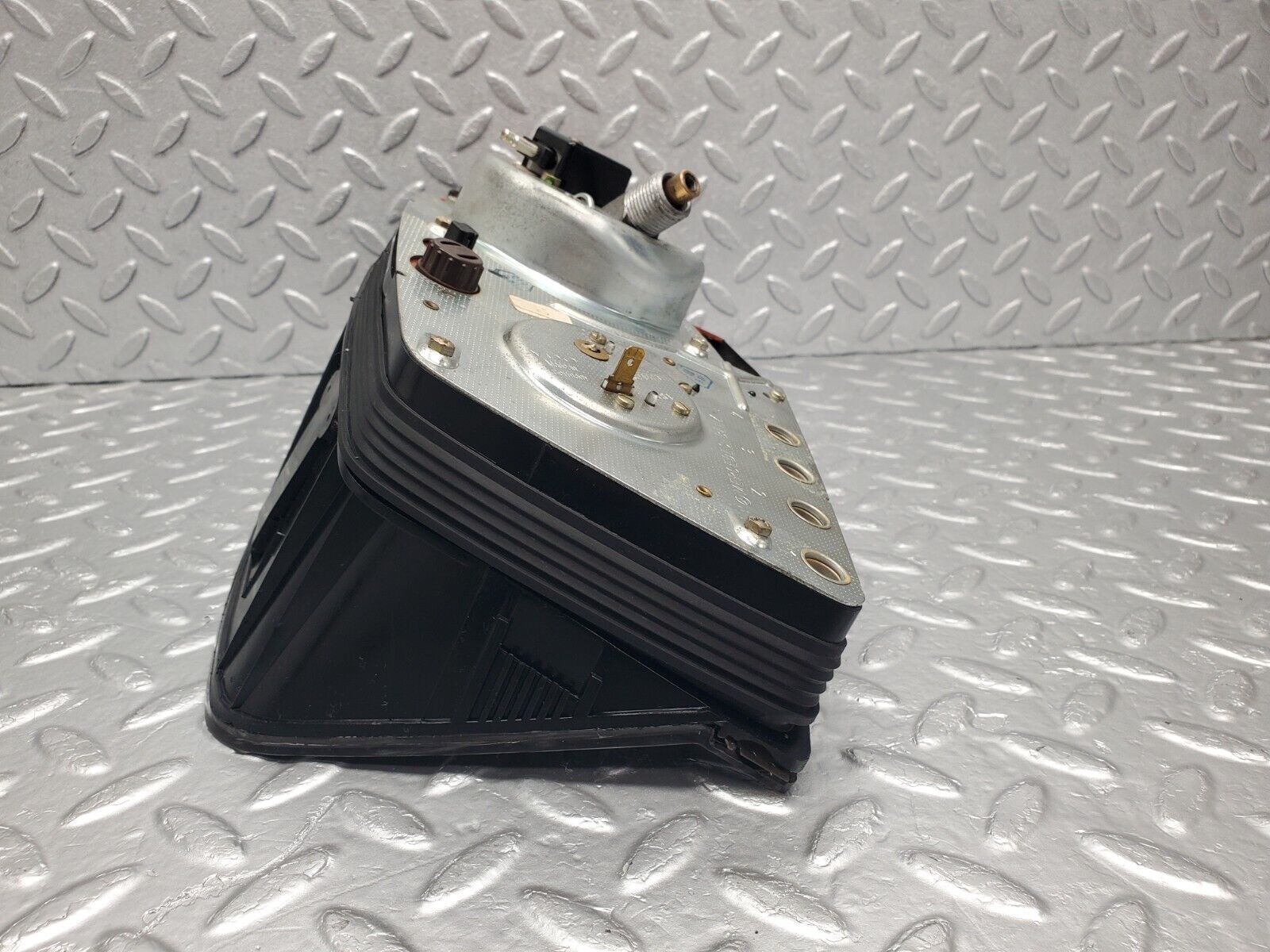 46454 Mercedes-Benz C123 280CE Coupe Instrument Cluster 1235423701