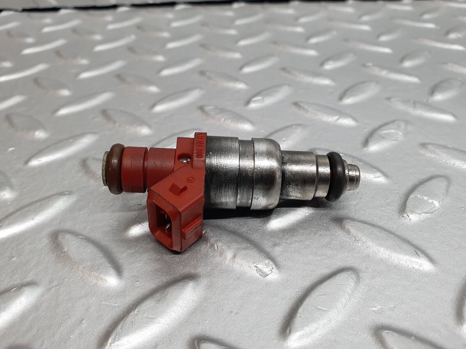 42058 Mercedes-Benz W202 C200 Fuel Injector Siemens 0000788523