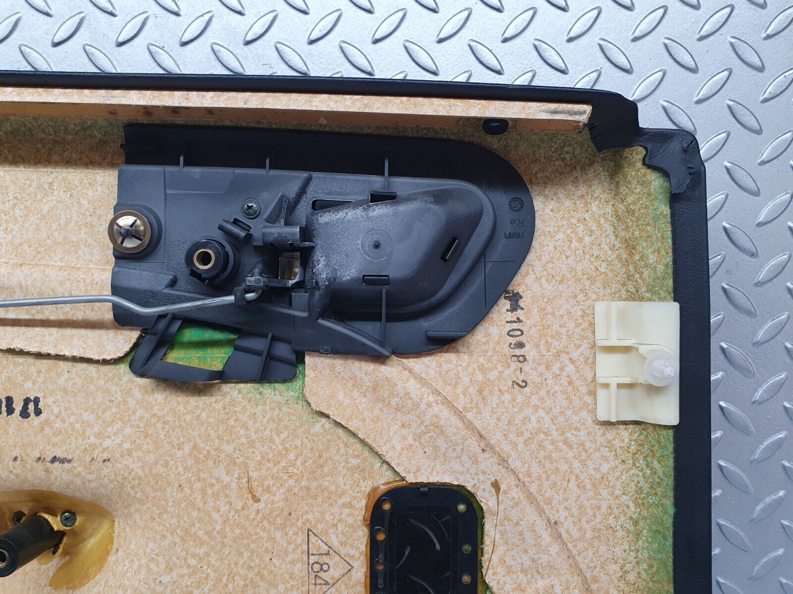 41774 Mercedes-Benz W202 C200 Rear Right Door Card 2027601461