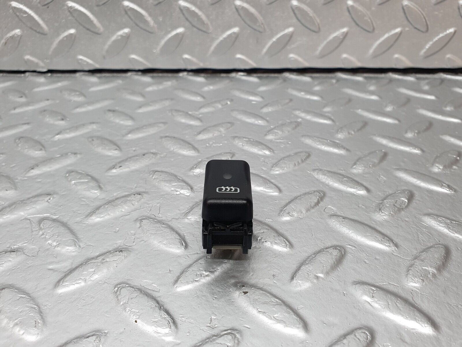 42387 Mercedes-Benz R129 320SL Coupe Rear Windscreen Defroster Switch 1298207410