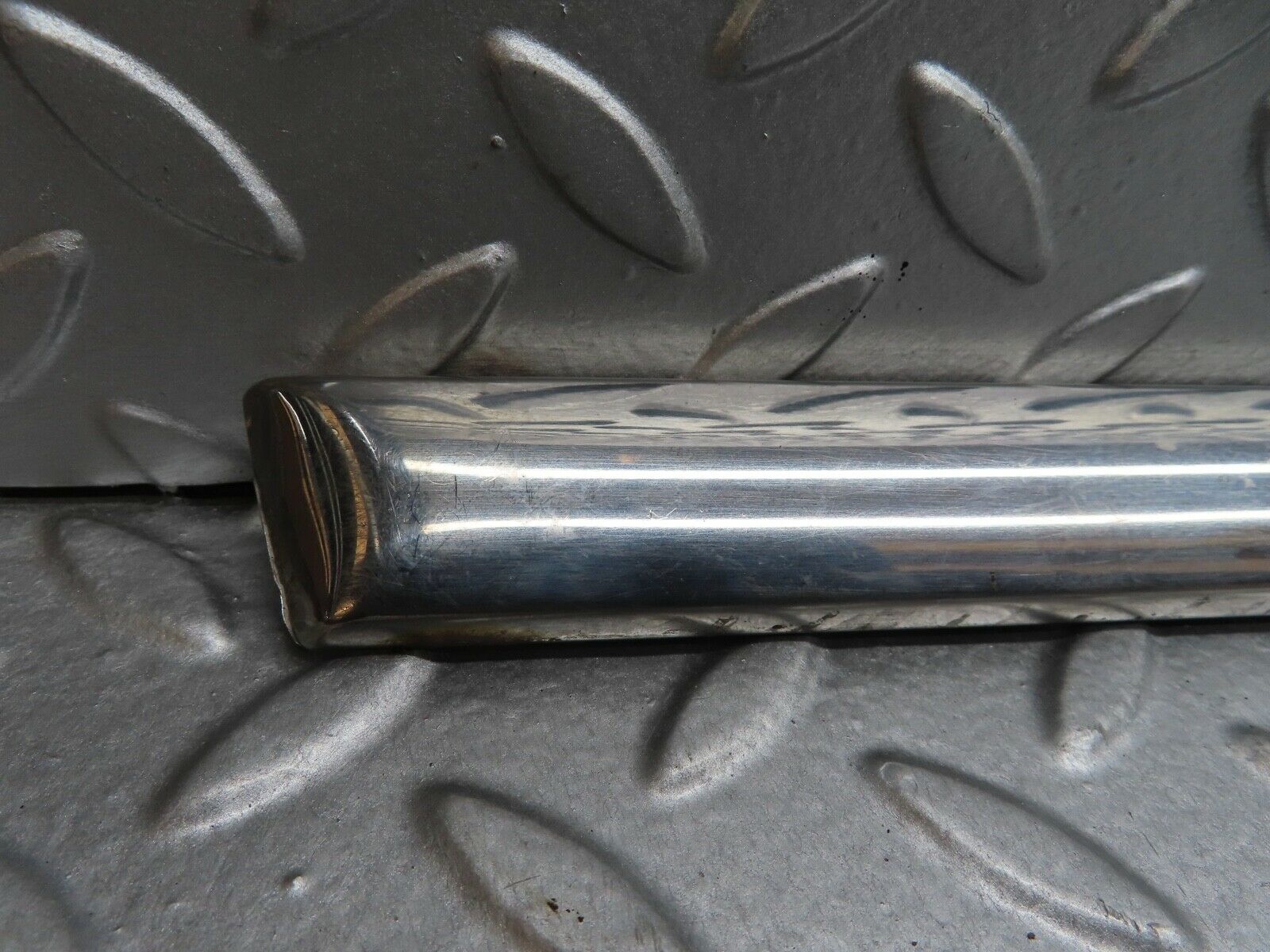 20544 Mercedes-Benz R107 450SL Right Skirt Chrome Trim Strip