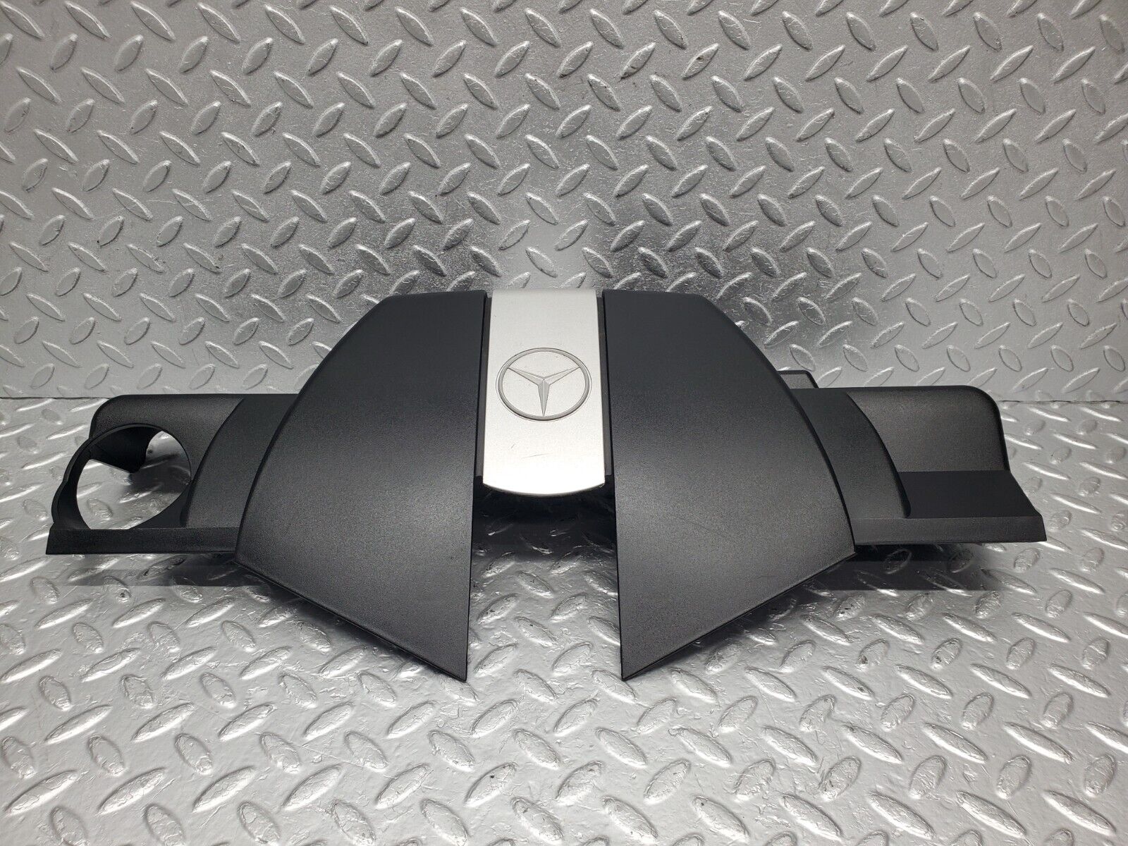 46736 Mercedes-Benz R129 320SL Coupe Engine Cover 1120100367