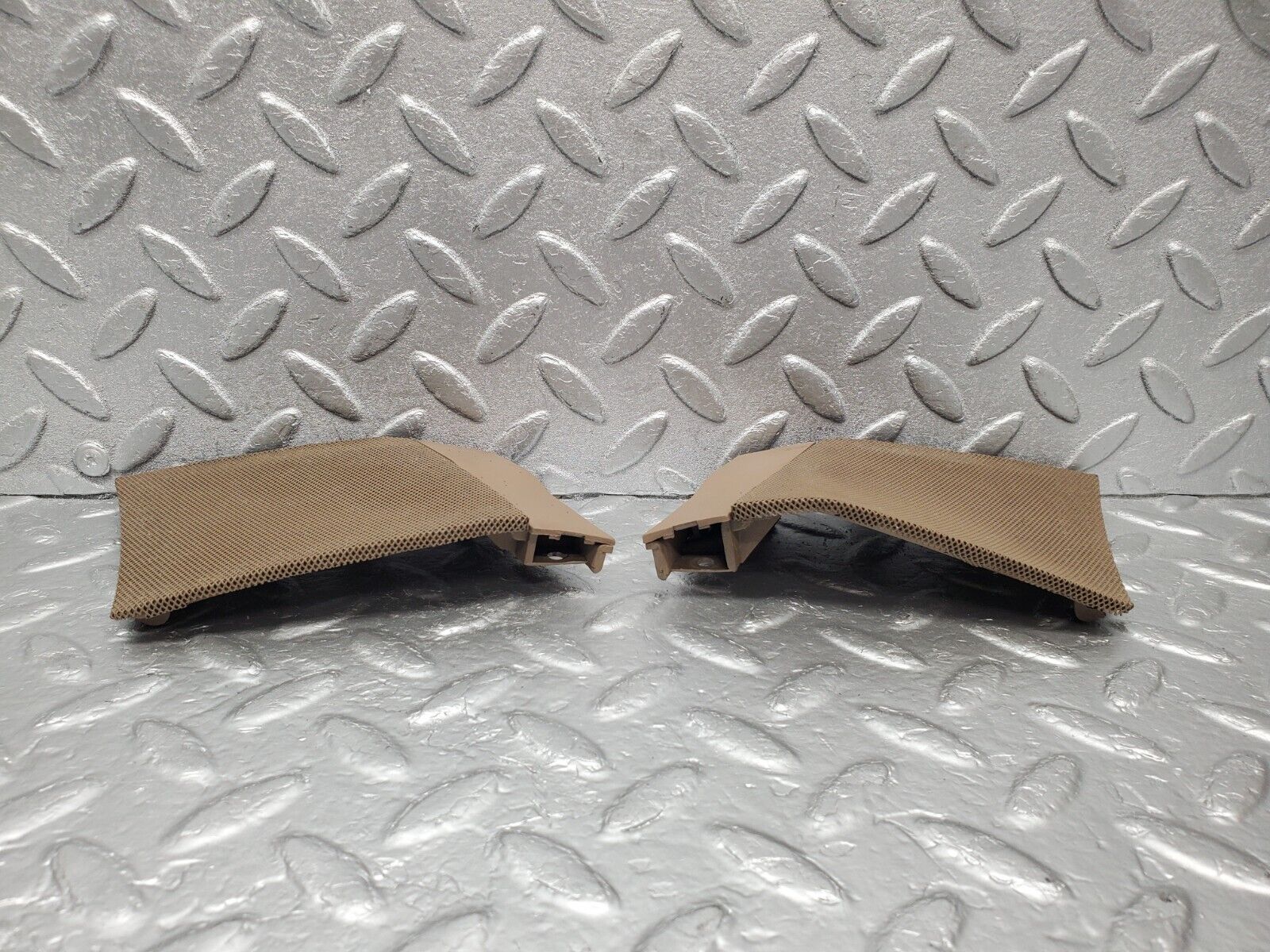 46836 Mercedes-Benz R129 320SL Coupe Dashboard Speaker Covers 1296800439 1296800339