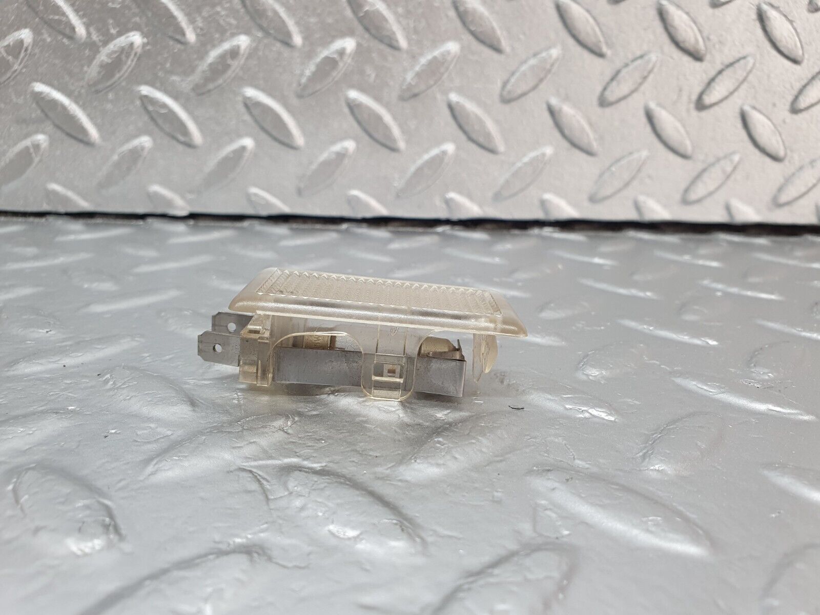 42960 Mercedes-Benz W201 190 2.0L Glove Box Light