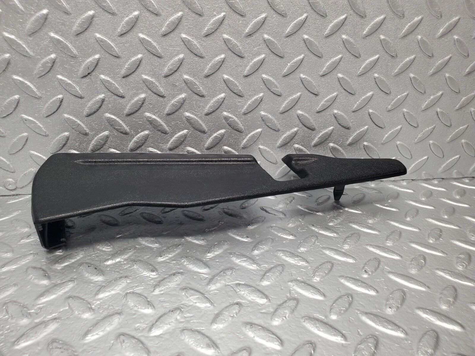 46619 Mercedes-Benz C123 280CE Coupe Front Right Seat Cover Trim Black 1239100618